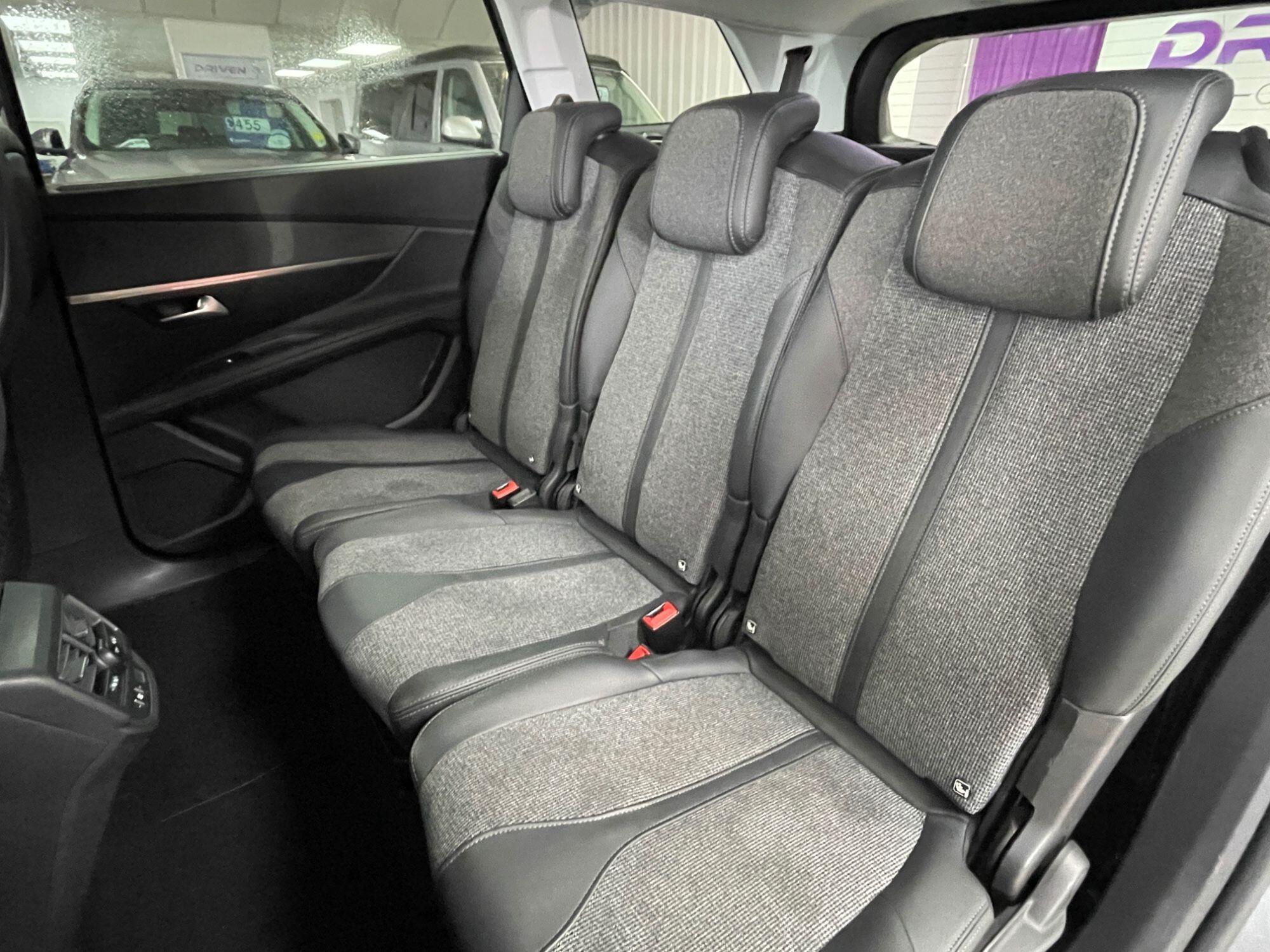 Peugeot 5008 - Image 28