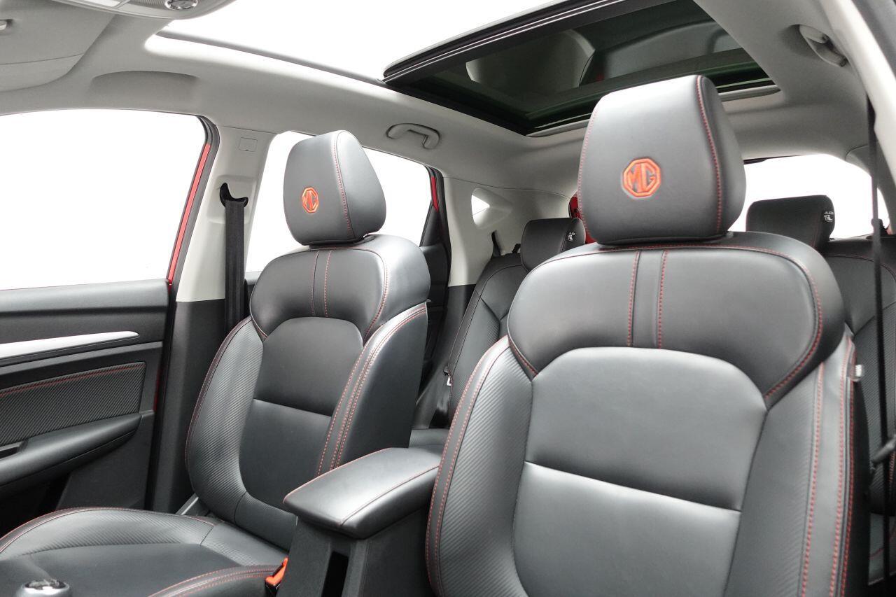 MG MG ZS - Image 17