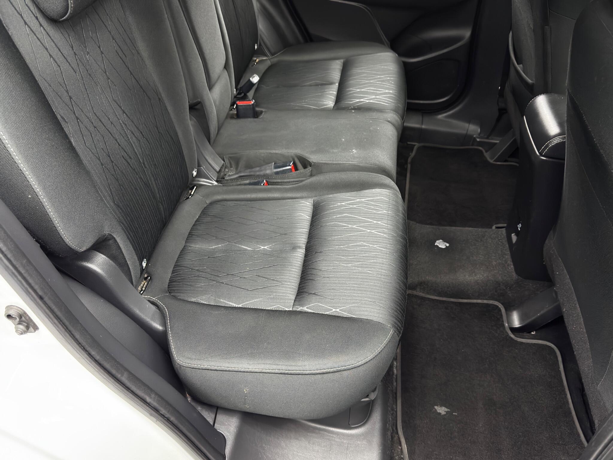 Mitsubishi Eclipse Cross - Image 16