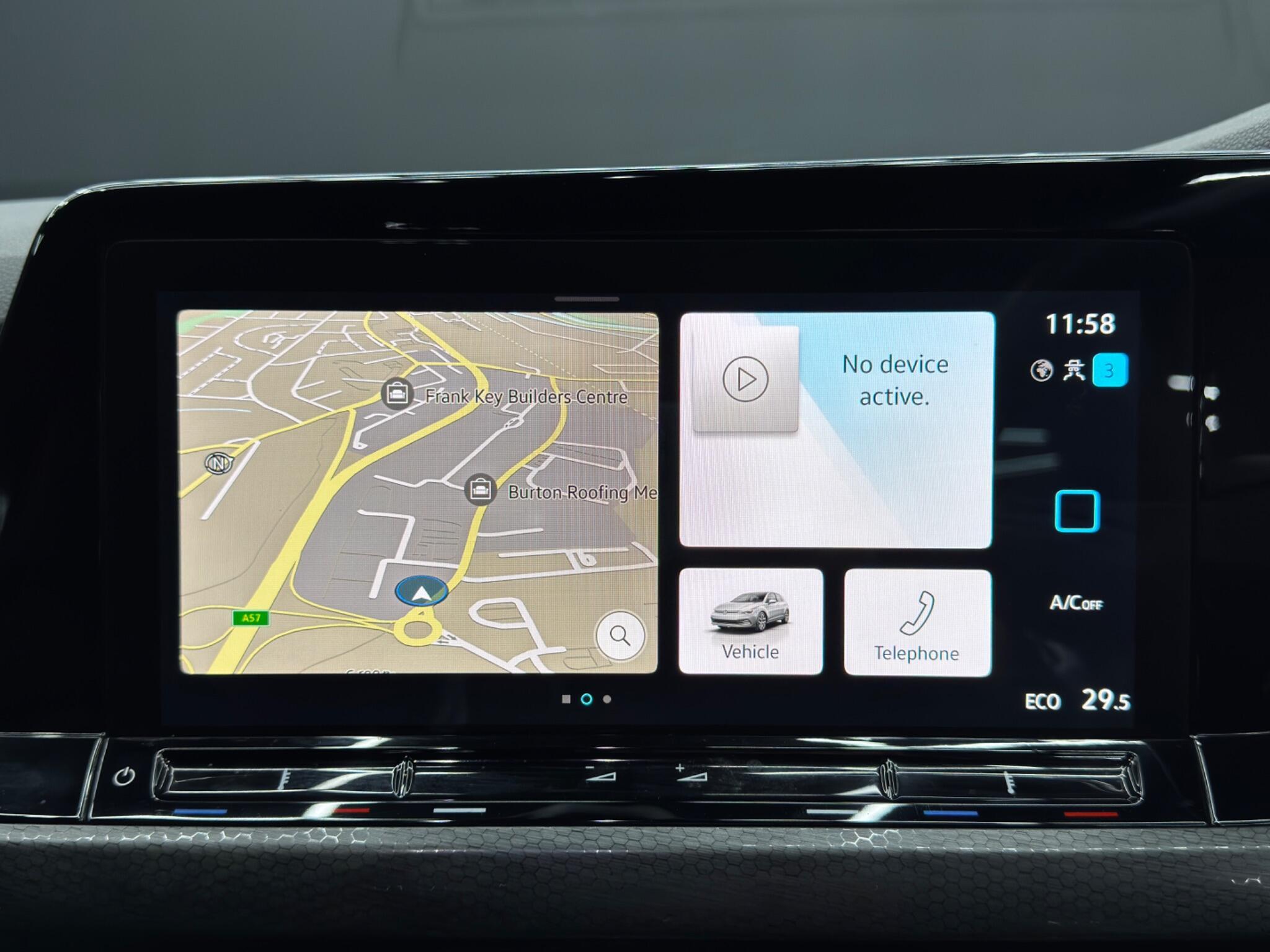 Volkswagen Golf - Image 27