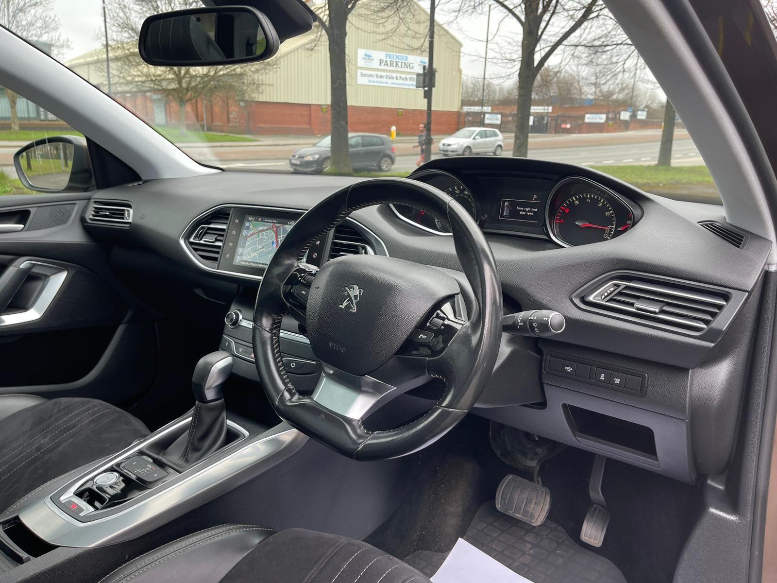 Peugeot 308 SW - Image 16