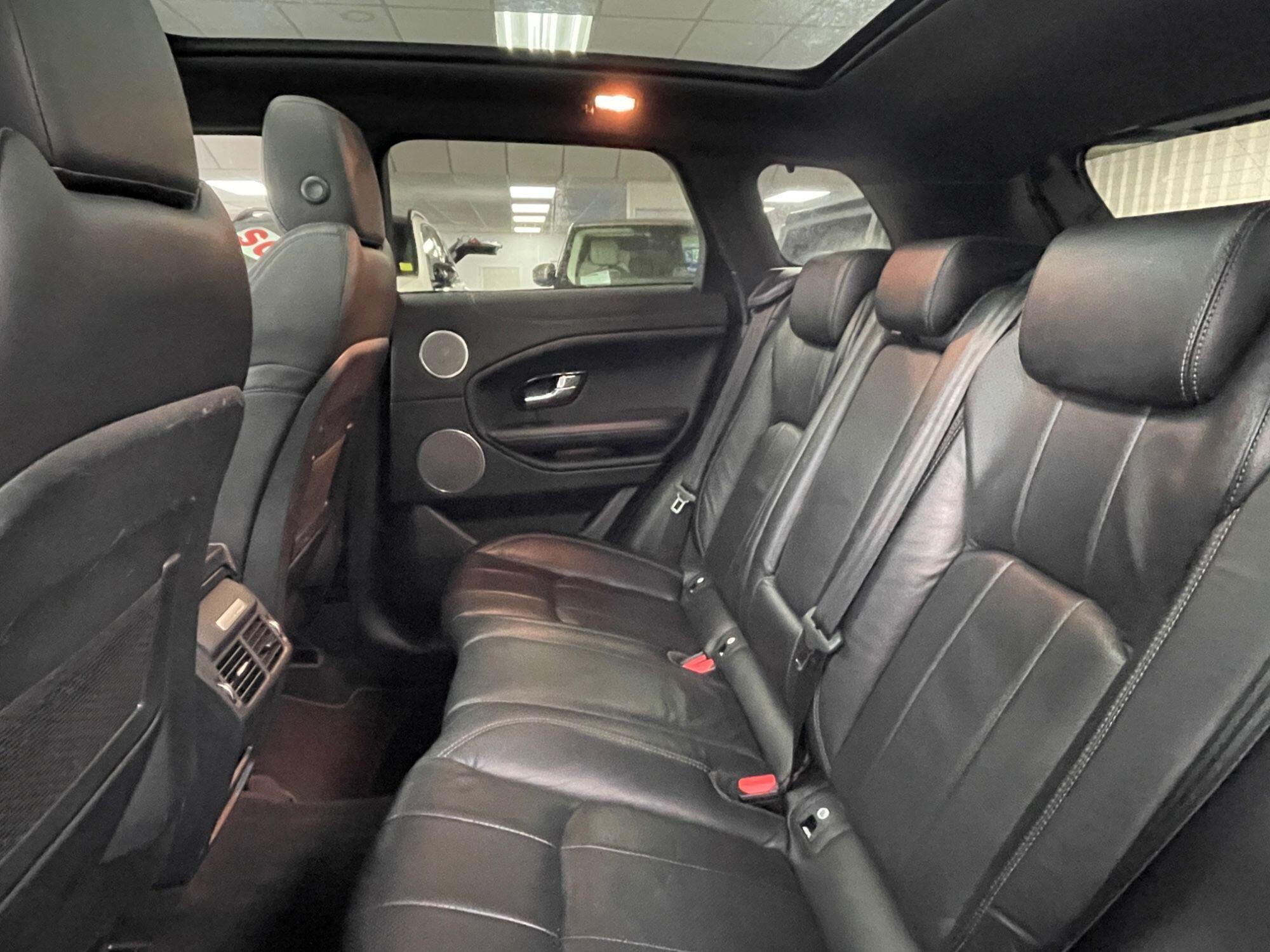 Land Rover Range Rover Evoque - Image 31