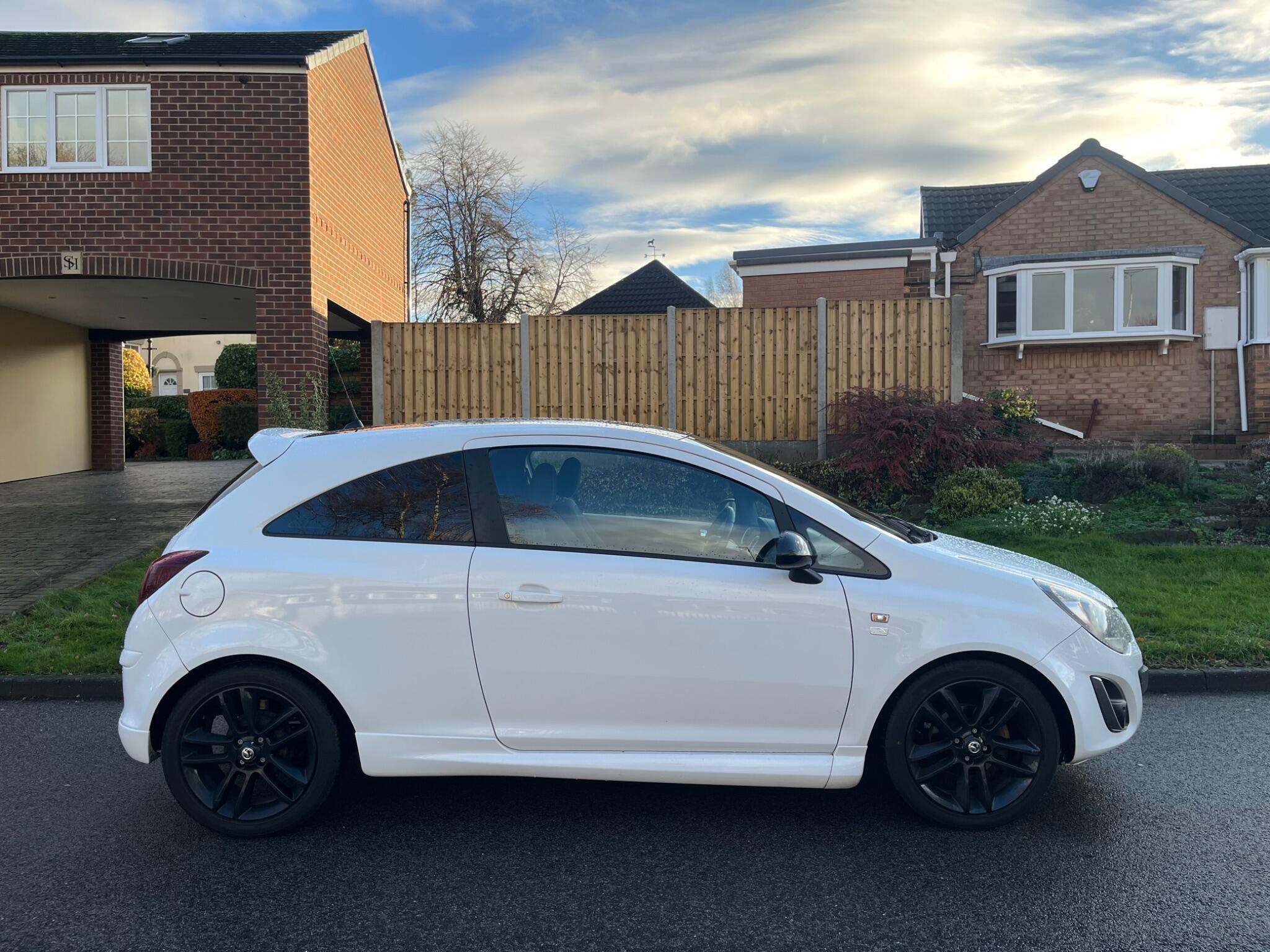 Vauxhall Corsa - Image 10