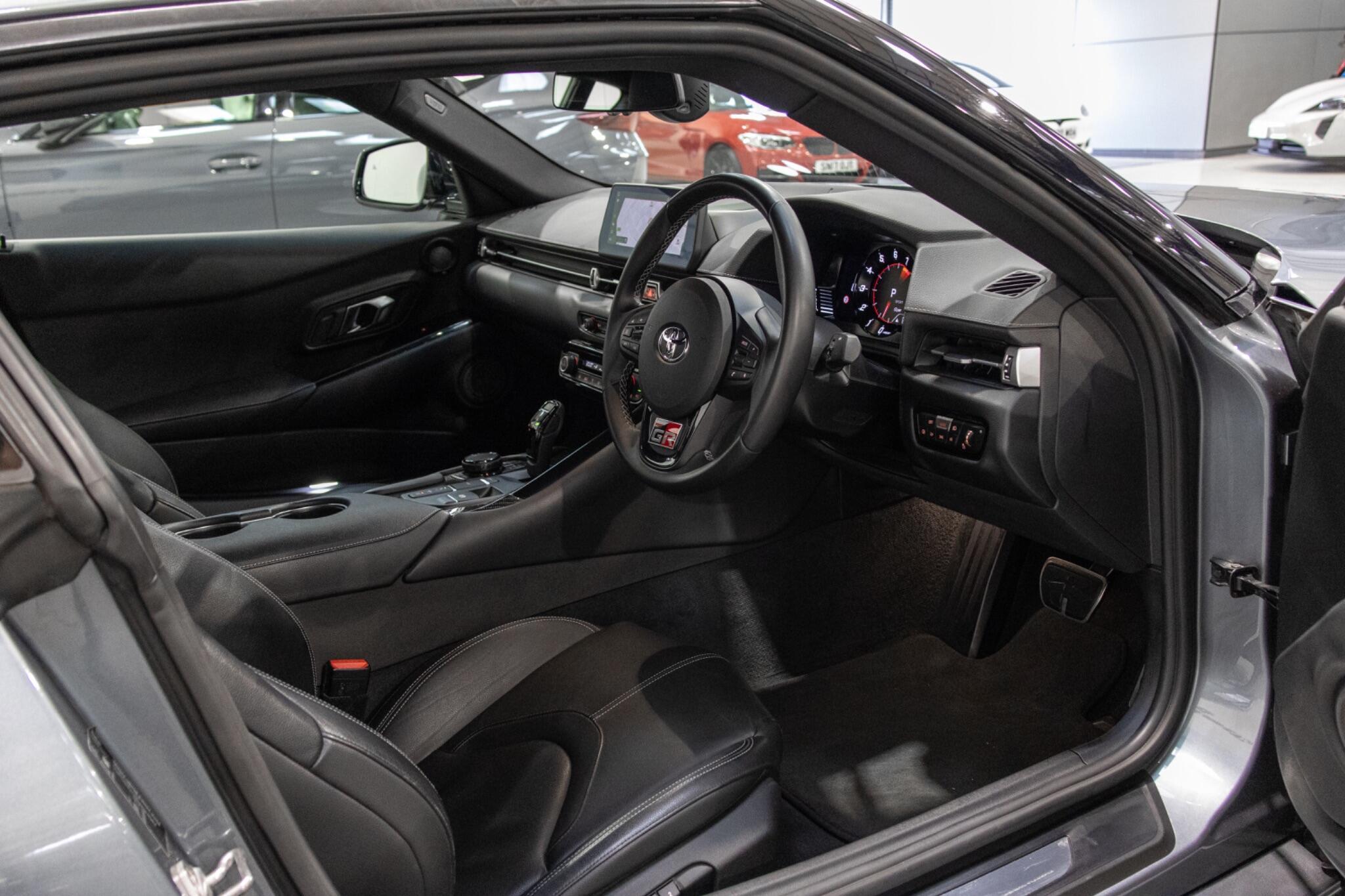 Toyota Supra - Image 12