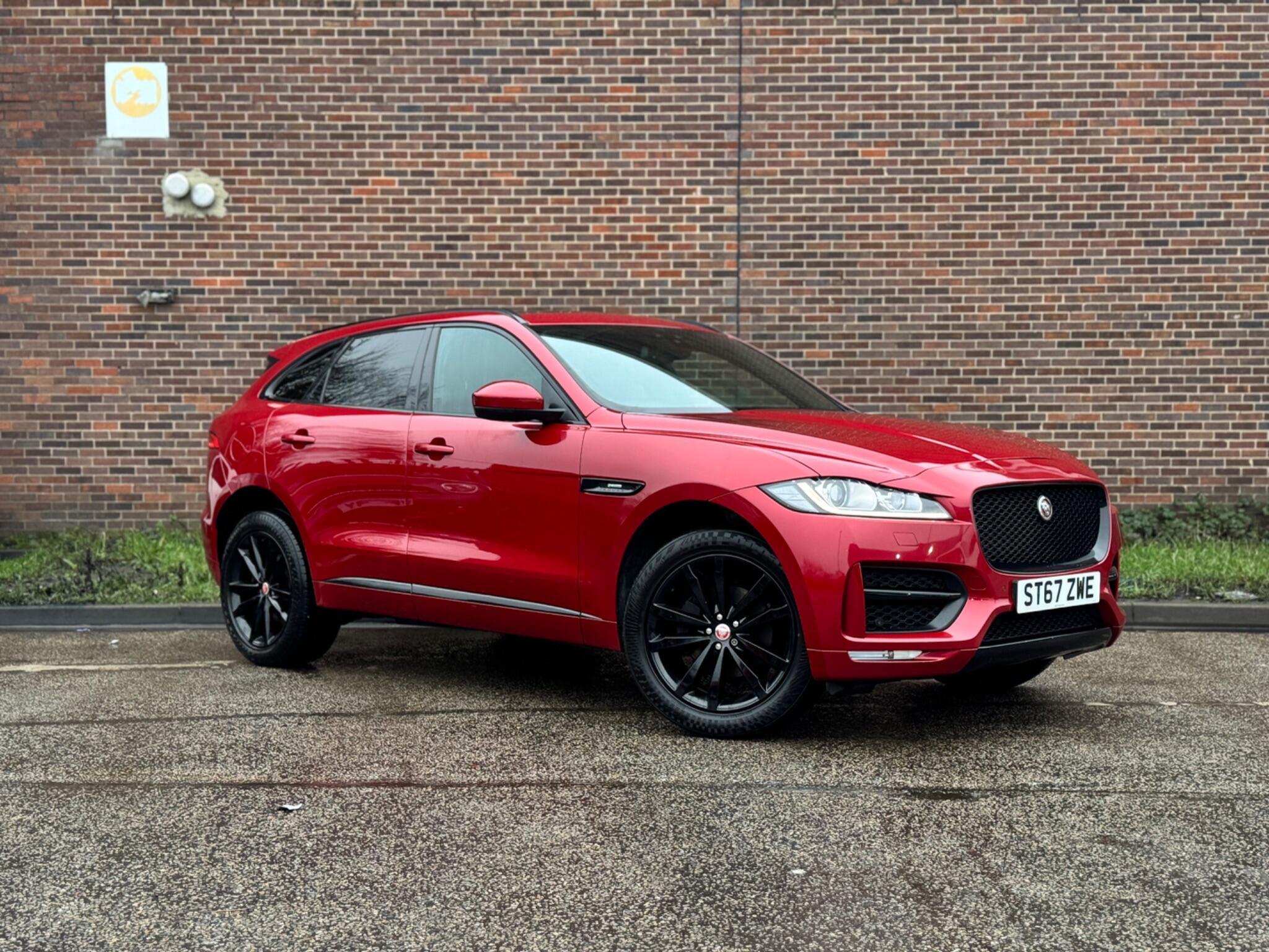 Jaguar F-Pace