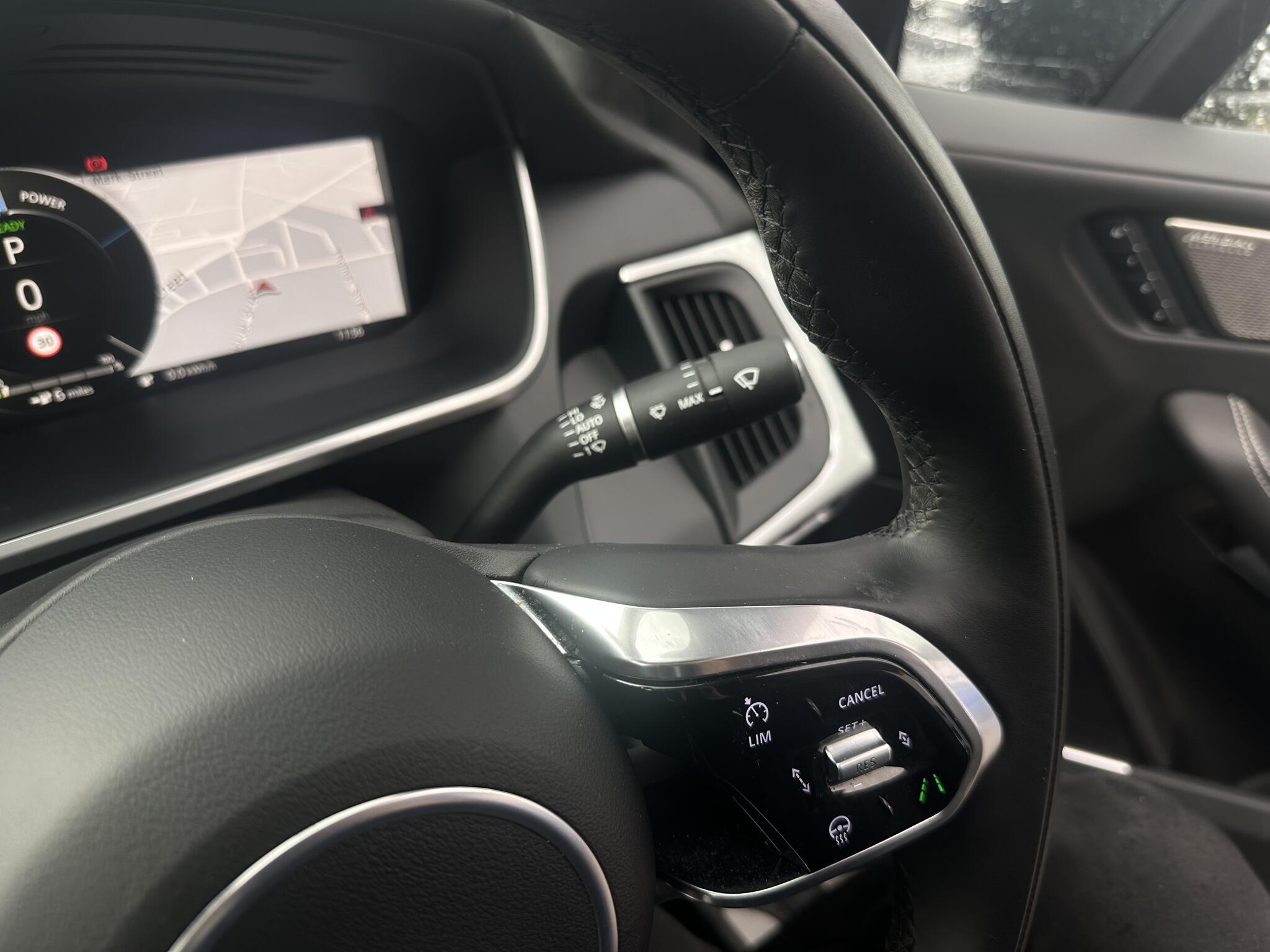 Jaguar I-Pace - Image 9