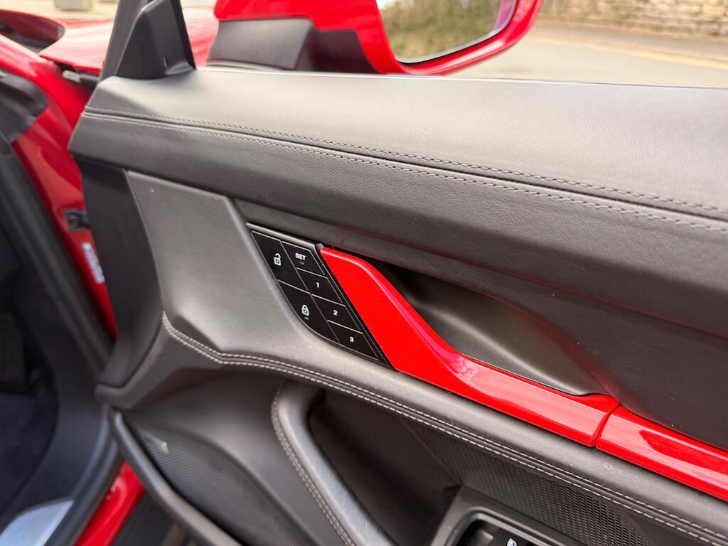 Porsche Taycan - Image 42