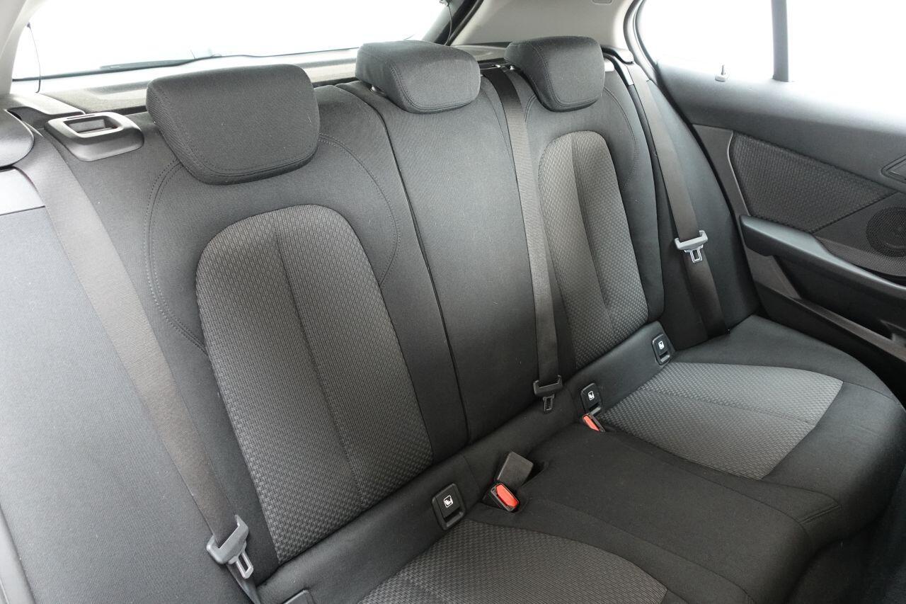 BMW 1 Series - Image 18