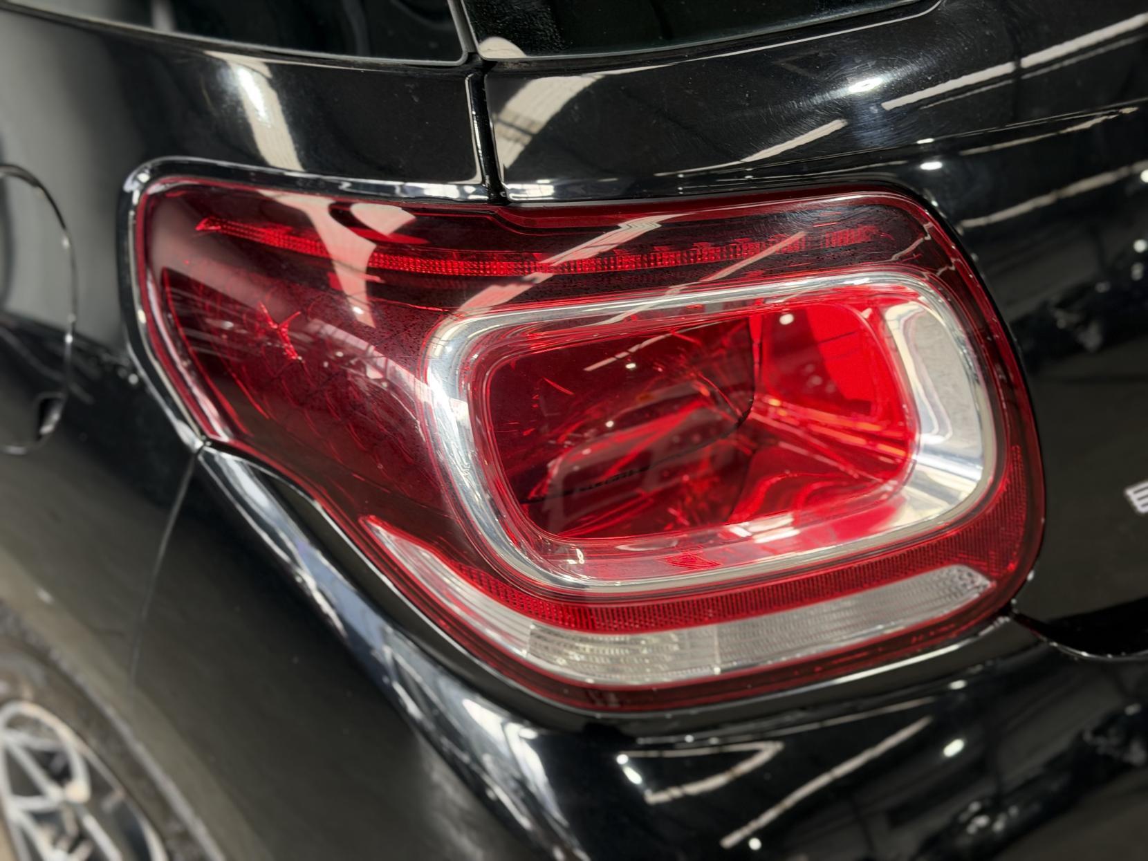 Citroen DS3 - Image 11