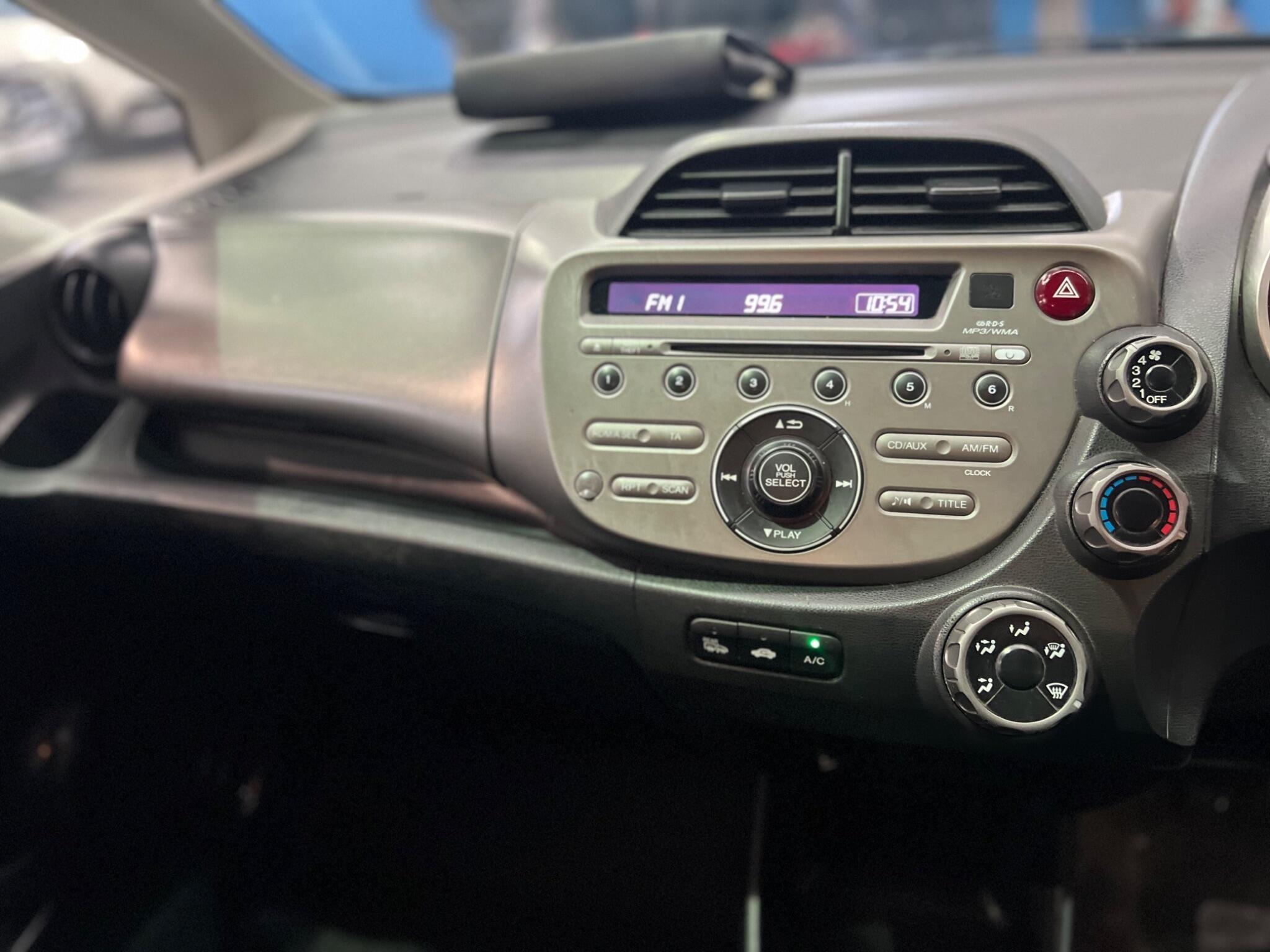 Honda Jazz - Image 15