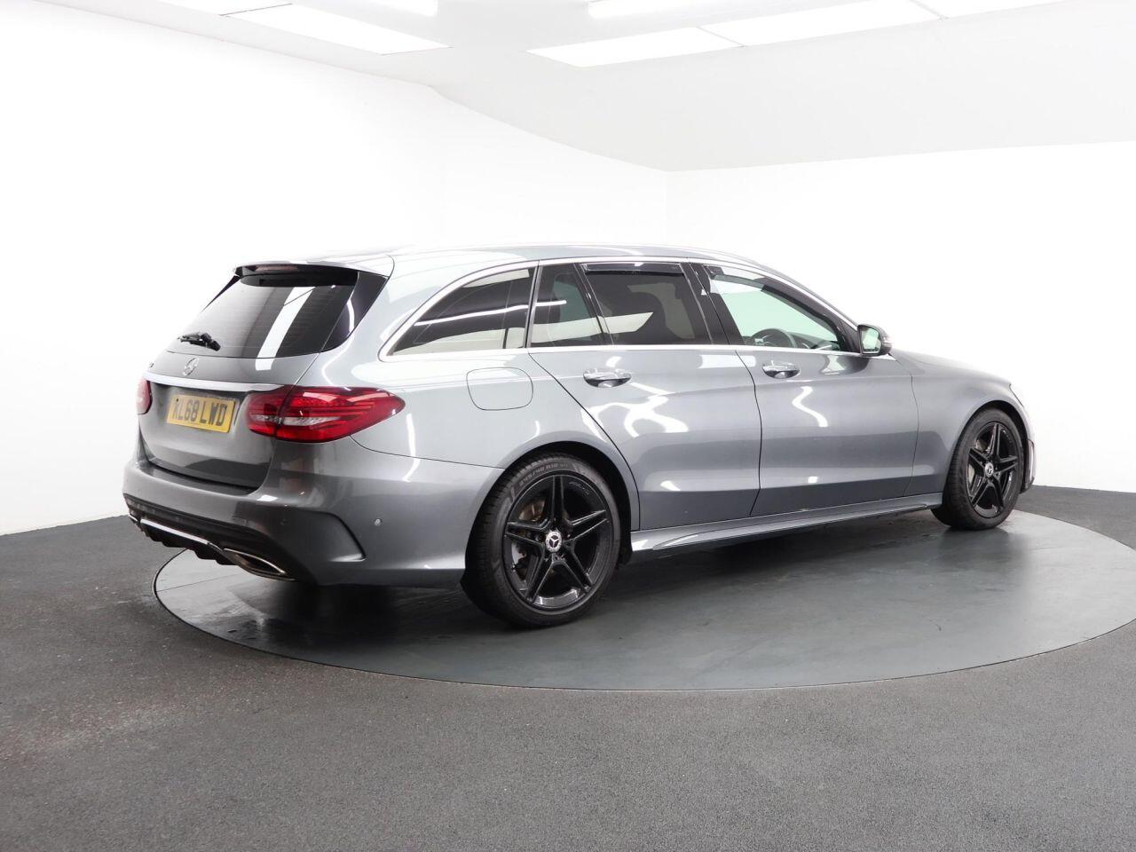 Mercedes C Class - Image 11