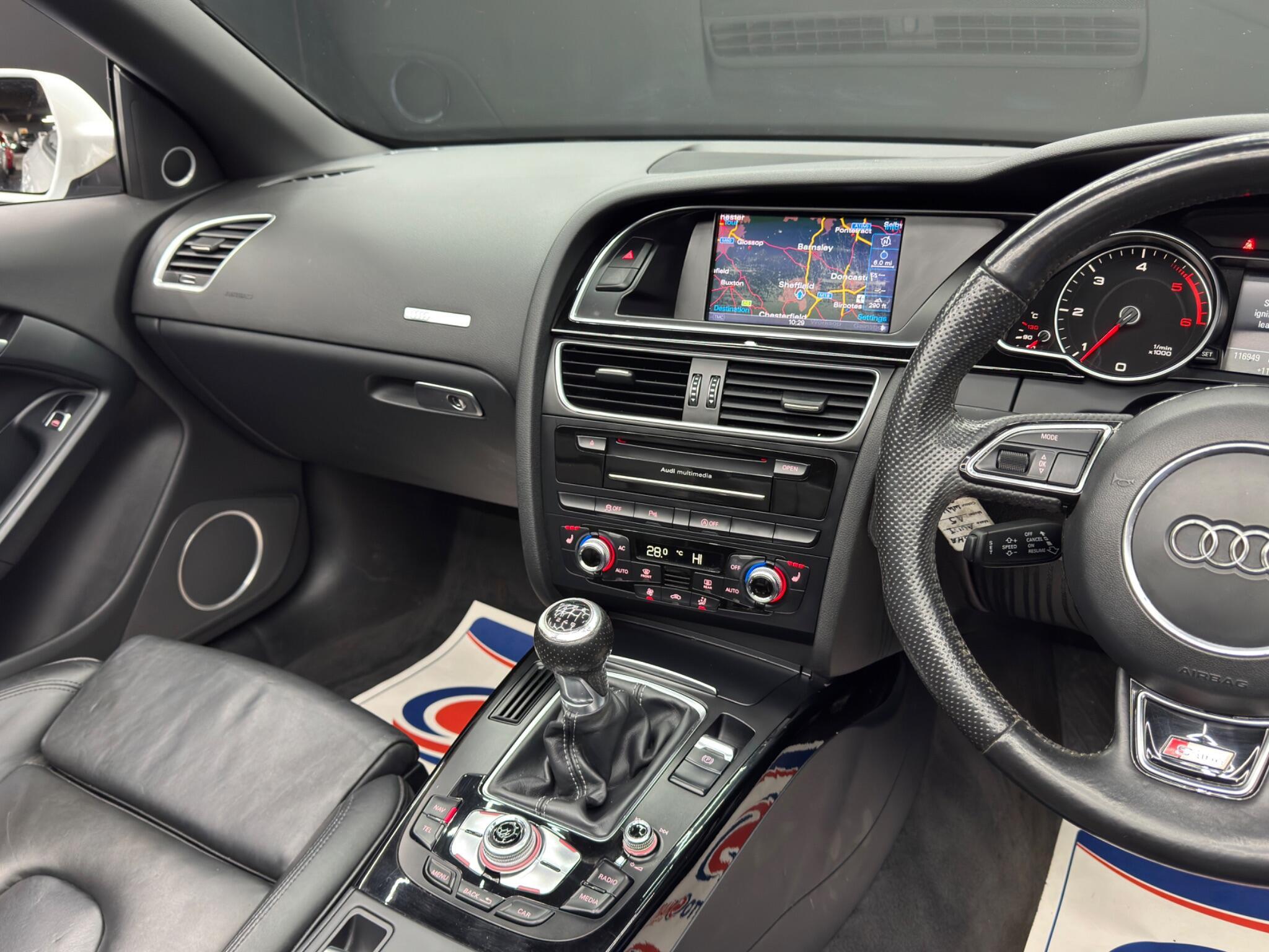 Audi A5 CABRIOLET - Image 23