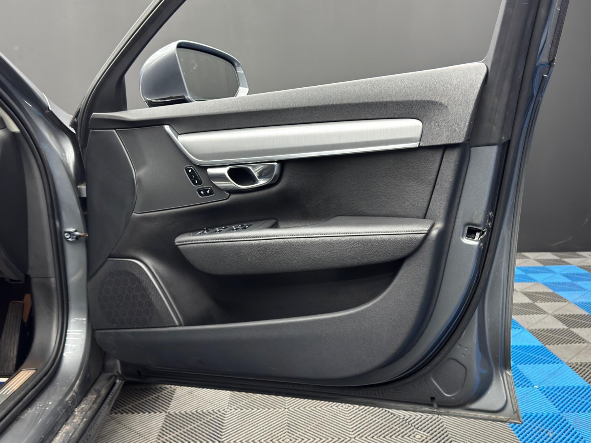 Volvo V90 - Image 41