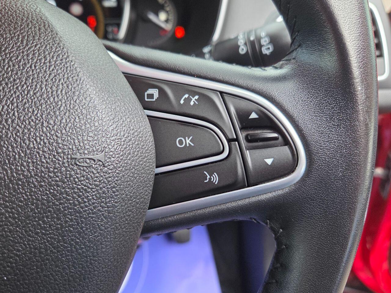 Renault Megane - Image 20