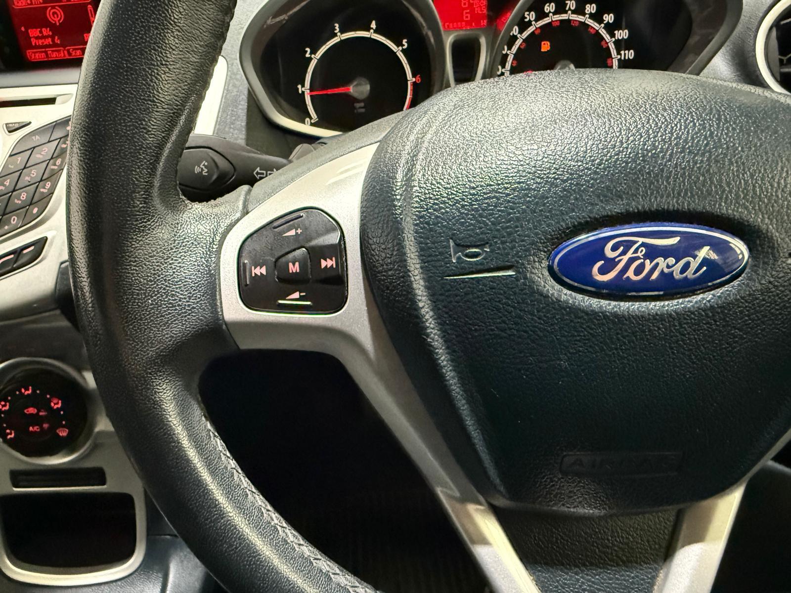 Ford Fiesta - Image 41