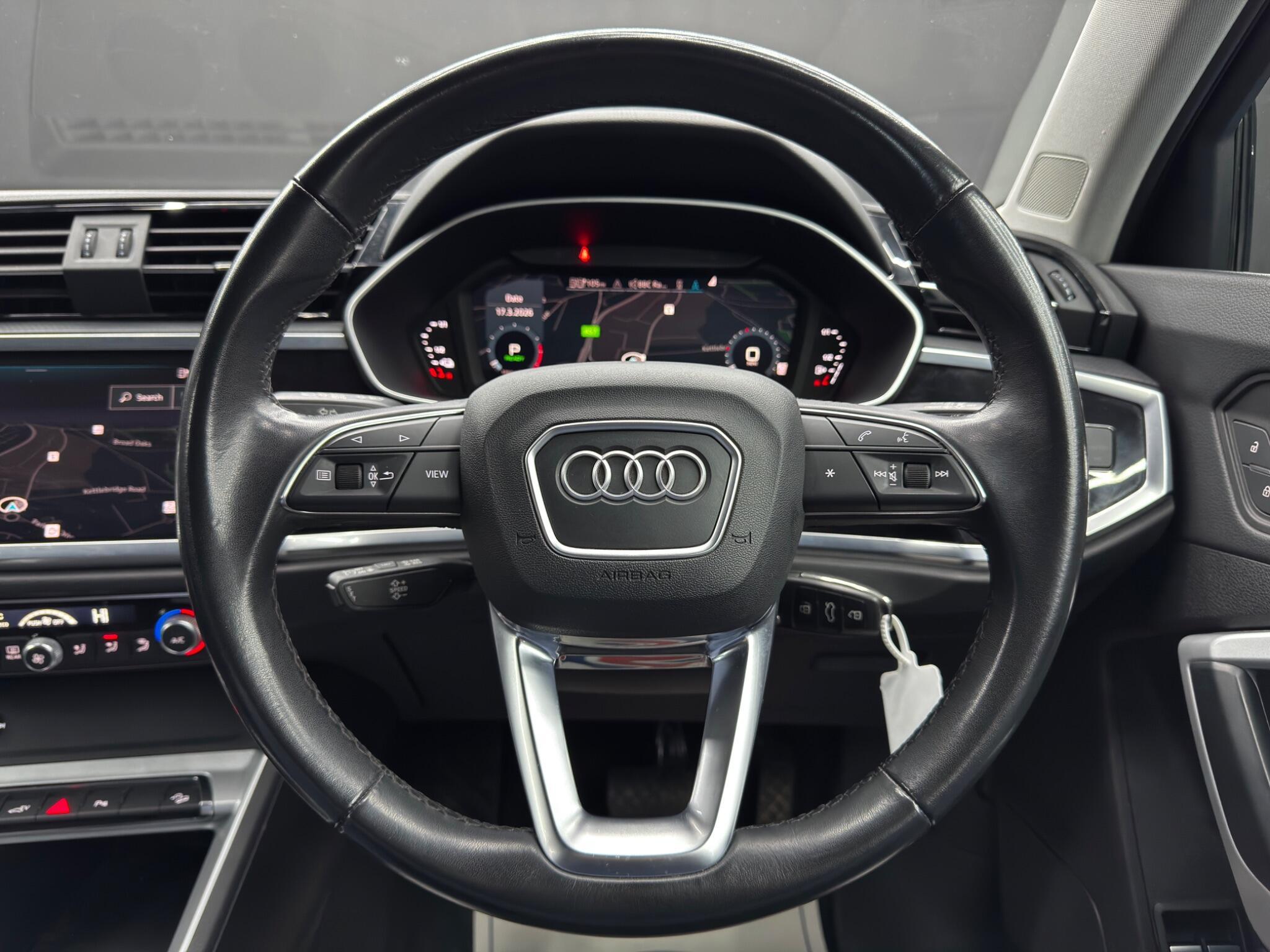 Audi Q3 - Image 18