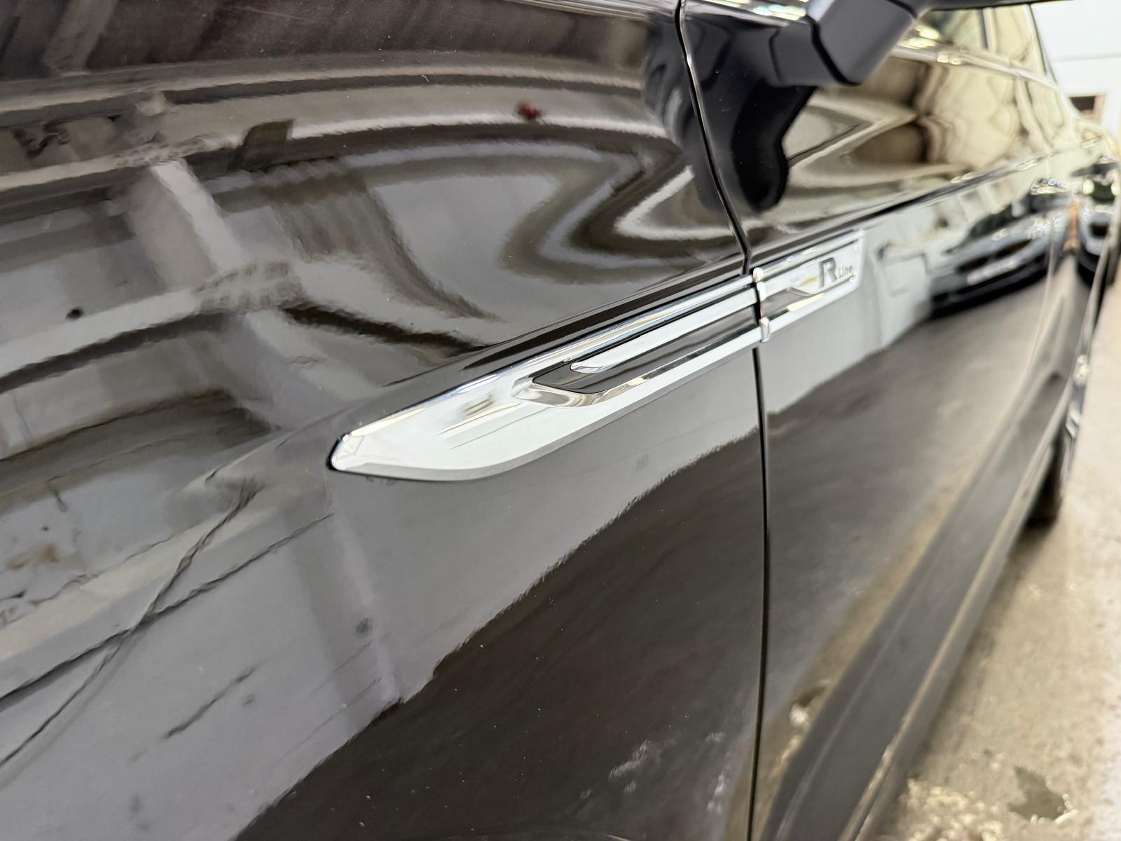 Volkswagen Touareg - Image 7