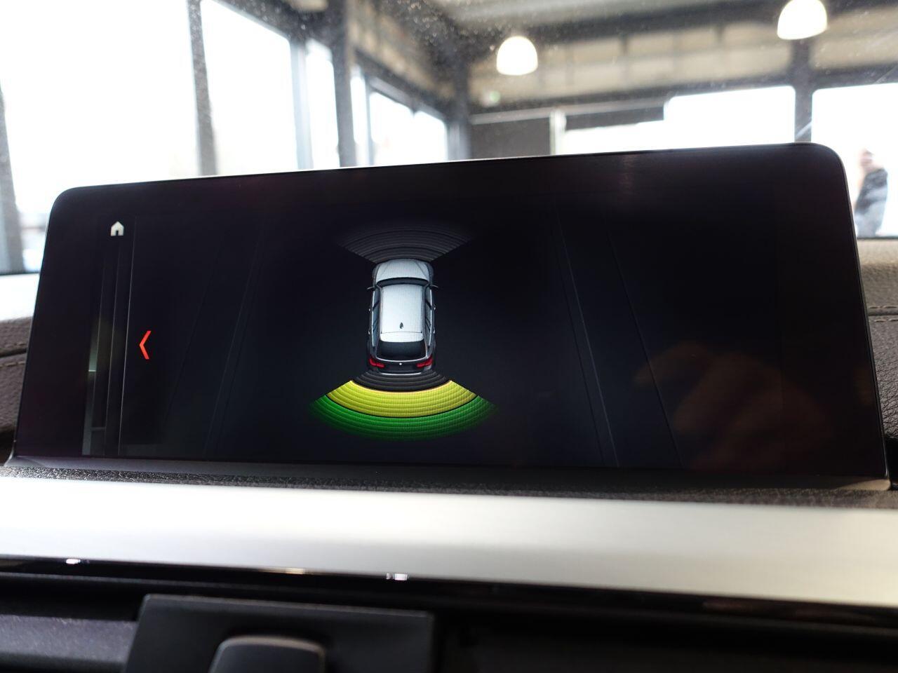 BMW 3 Series - Image 38