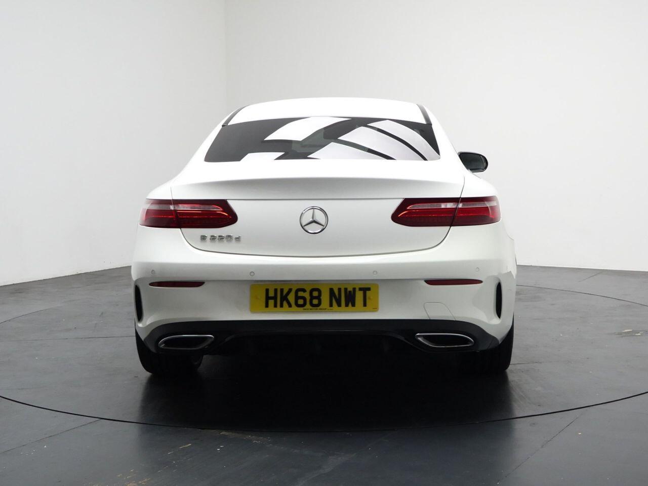 Mercedes-benz E Class - Image 6