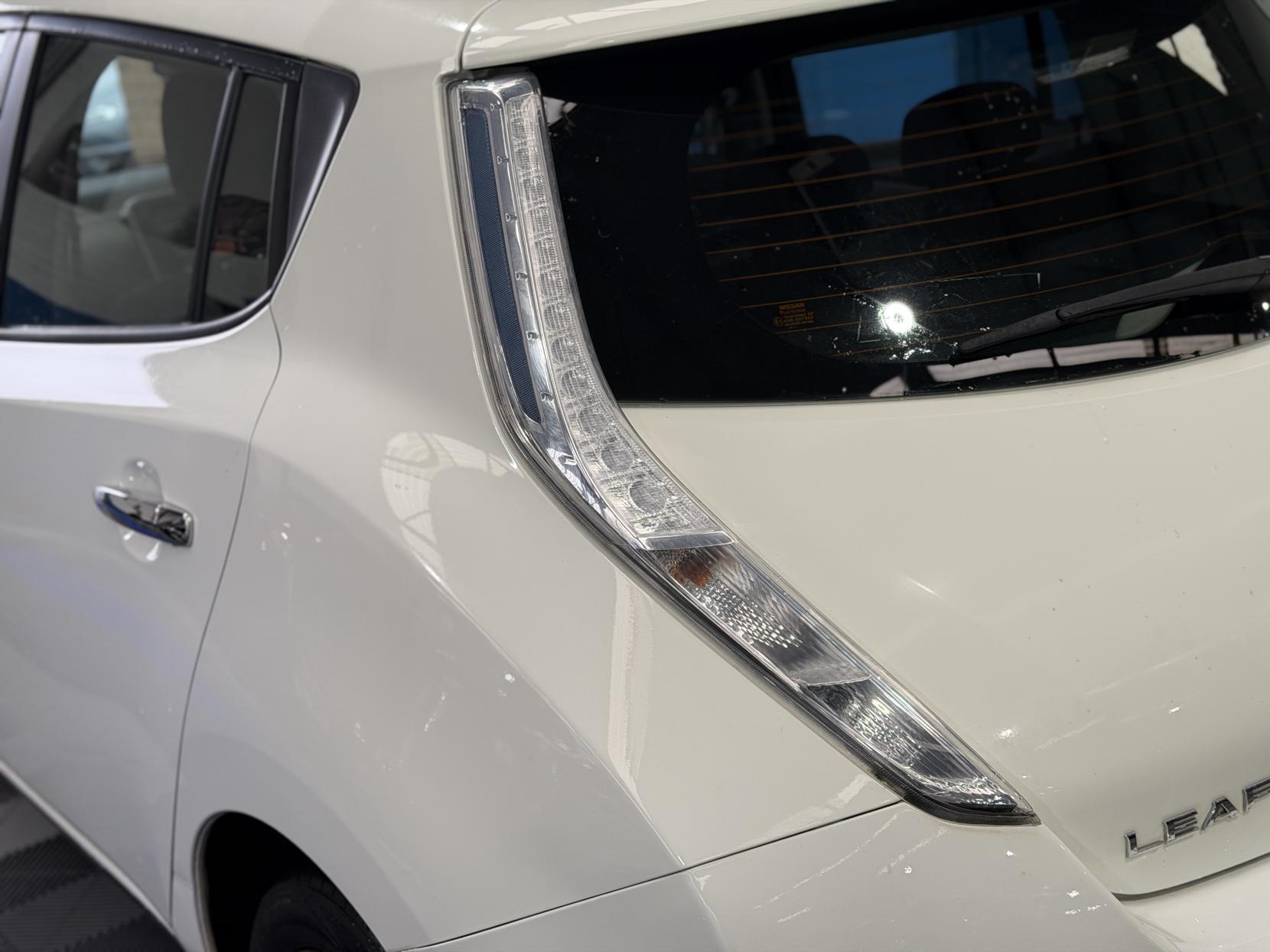 Nissan Leaf - Image 11
