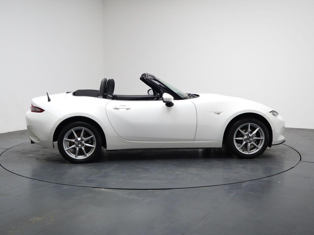 Mazda MX-5 - Image 14