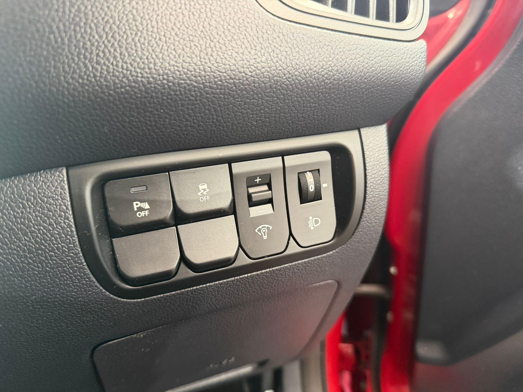 Kia Rio - Image 14