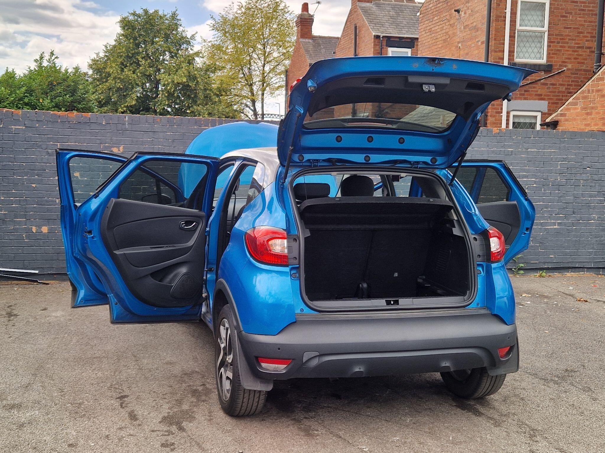 Renault Captur - Image 19