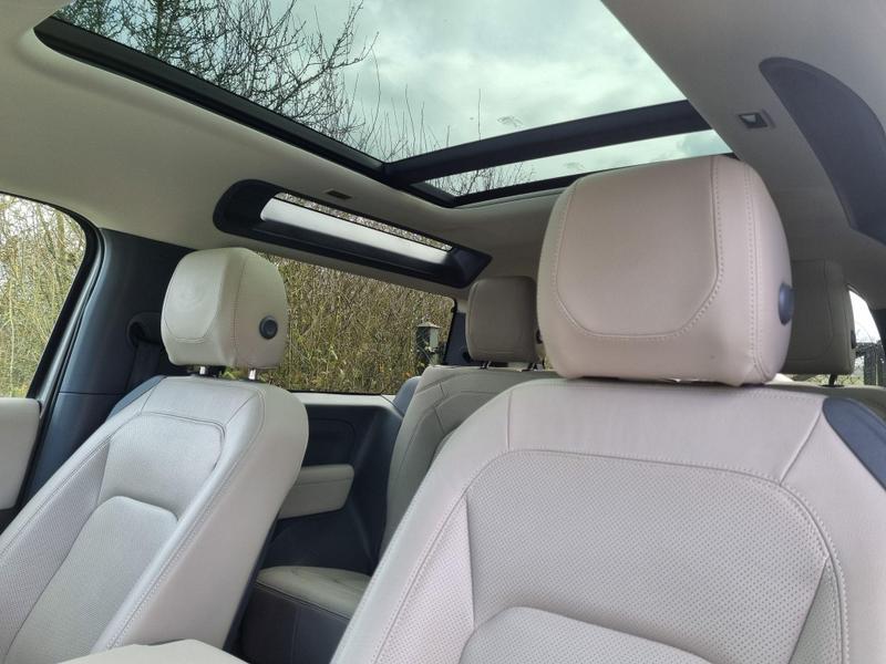 Land Rover Defender 90 - Image 16