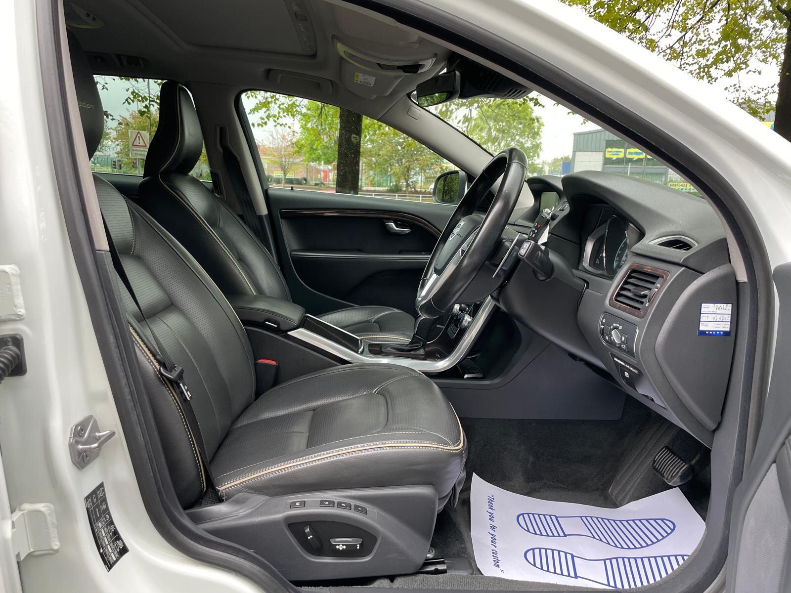 Volvo V70 - Image 18