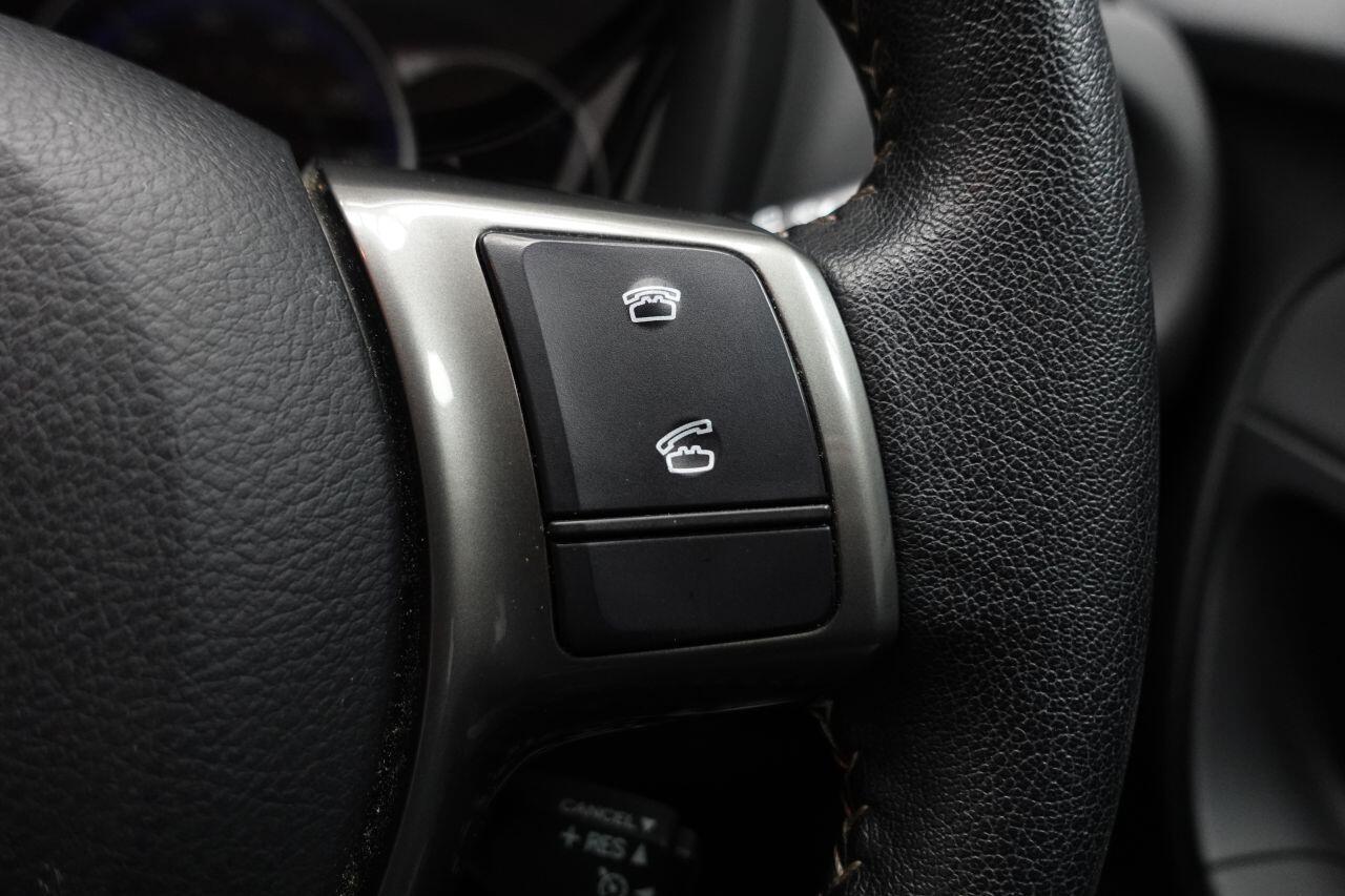 Toyota Yaris - Image 30