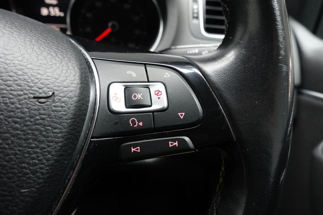 Volkswagen Polo - Image 18