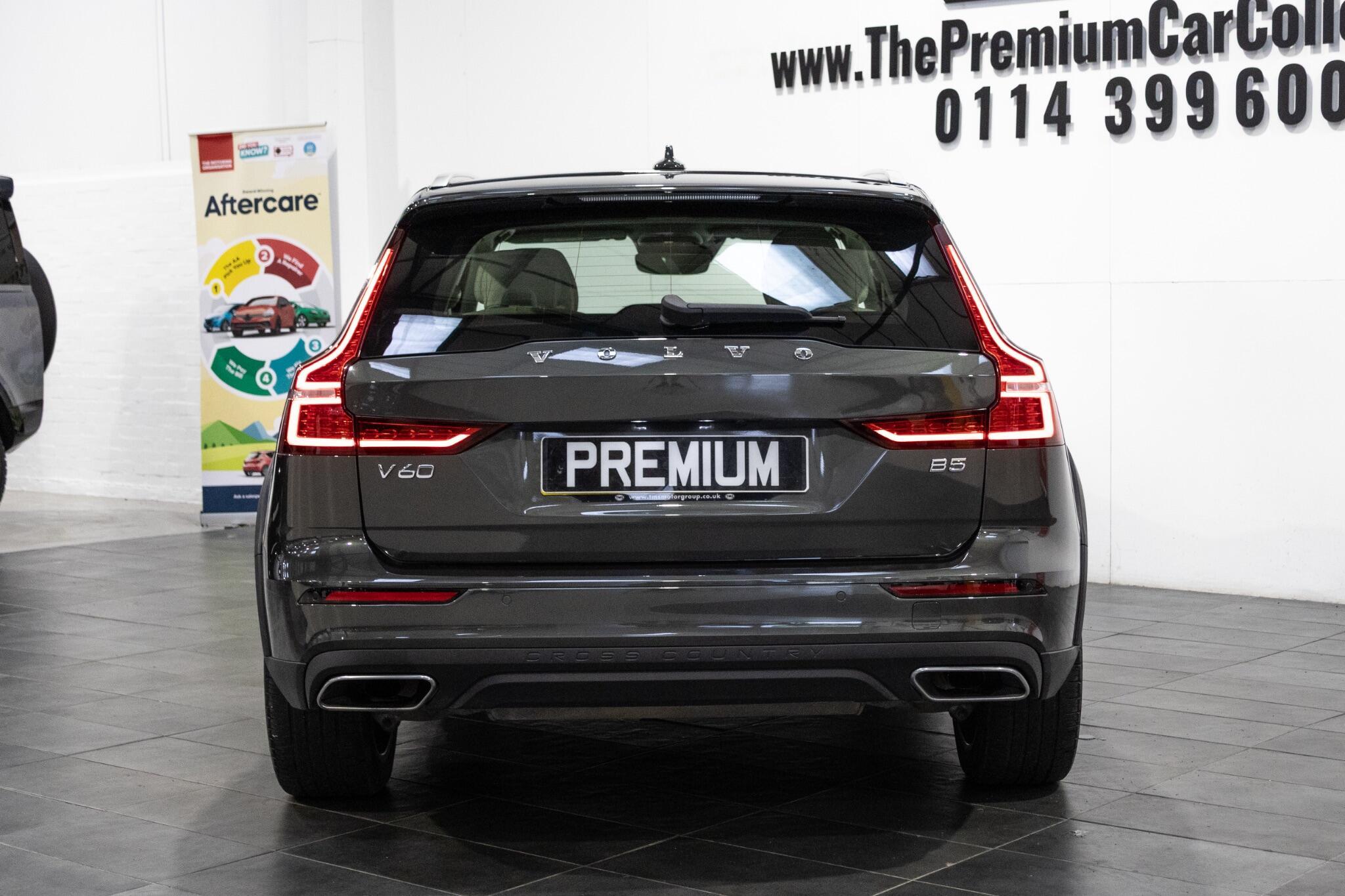 Volvo V60 CROSS COUNTRY - Image 7