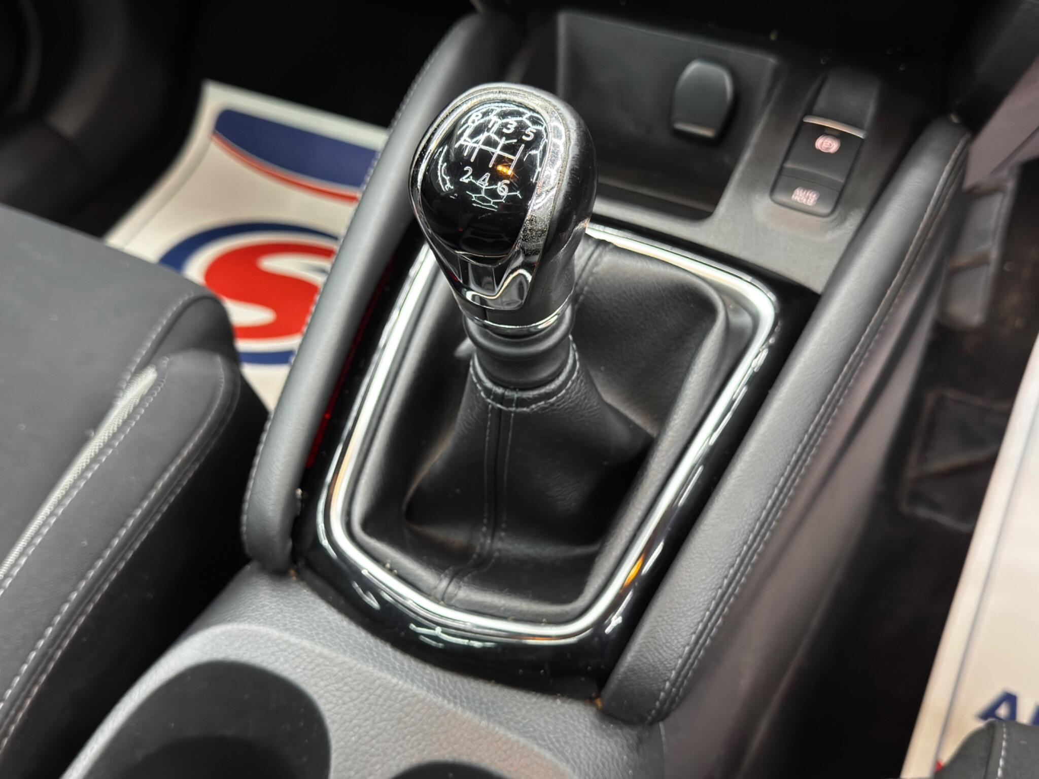 Nissan Qashqai - Image 23