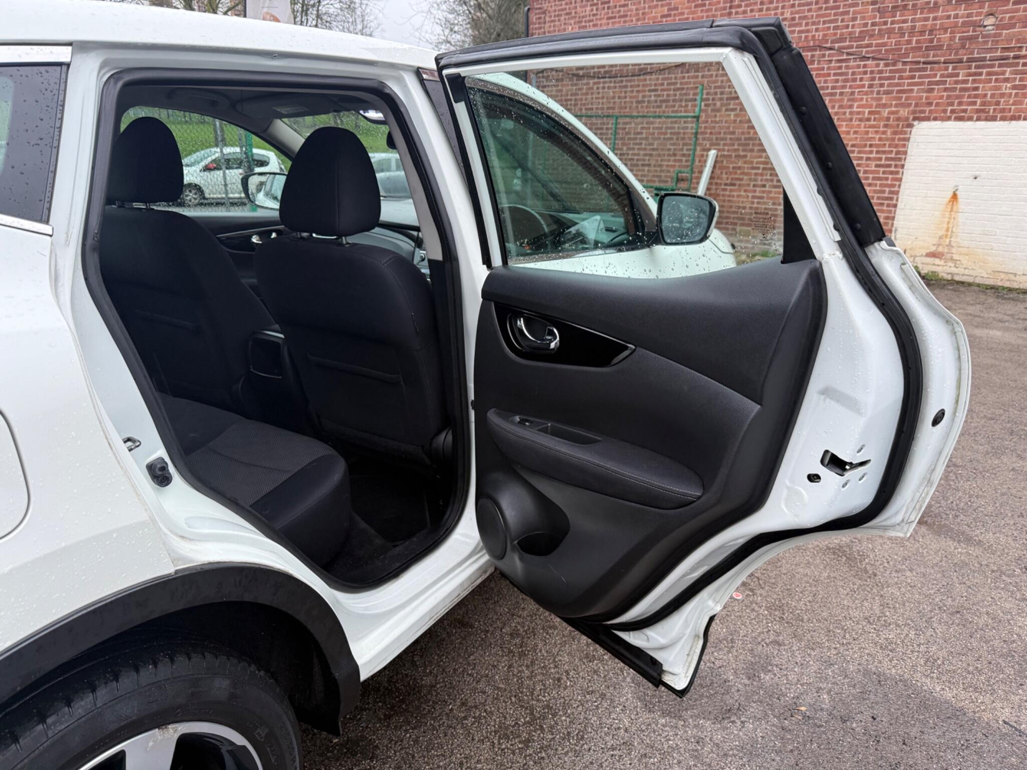 Nissan Qashqai - Image 20