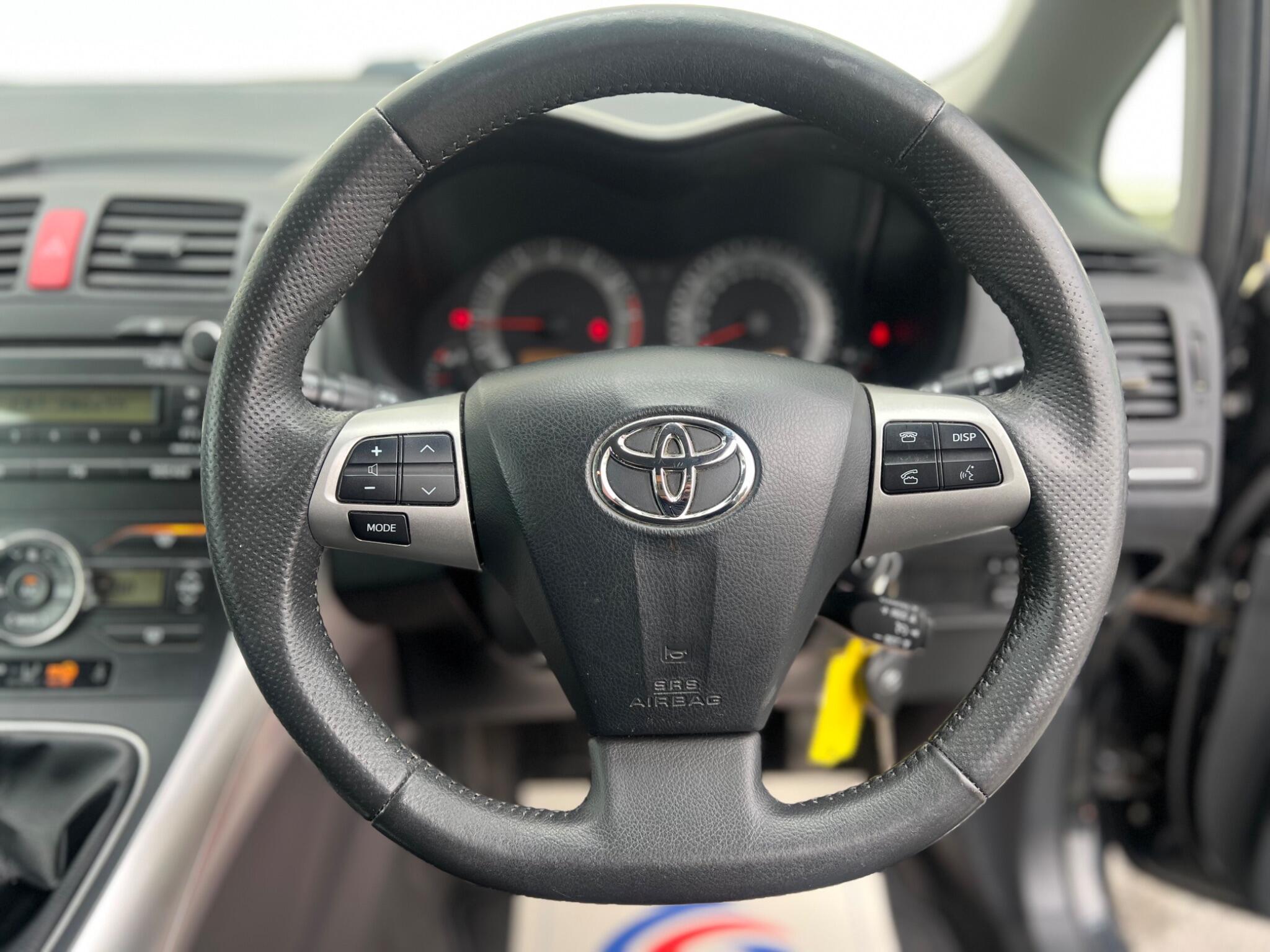 Toyota Auris - Image 16