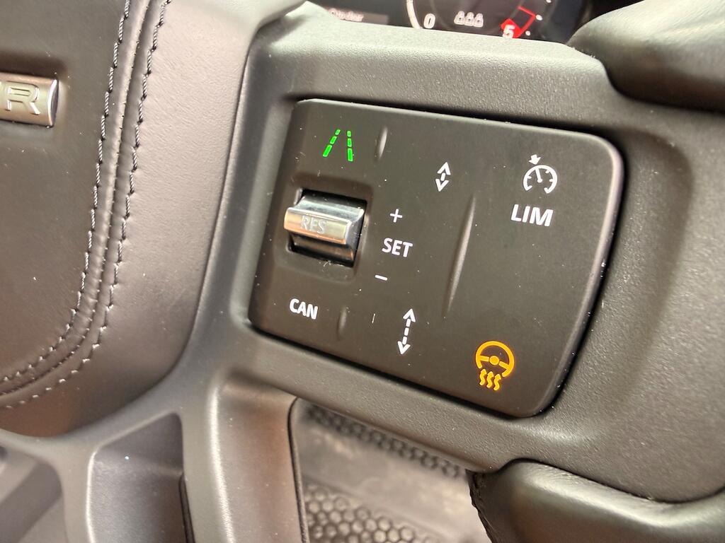 Land Rover Defender 90 - Image 51