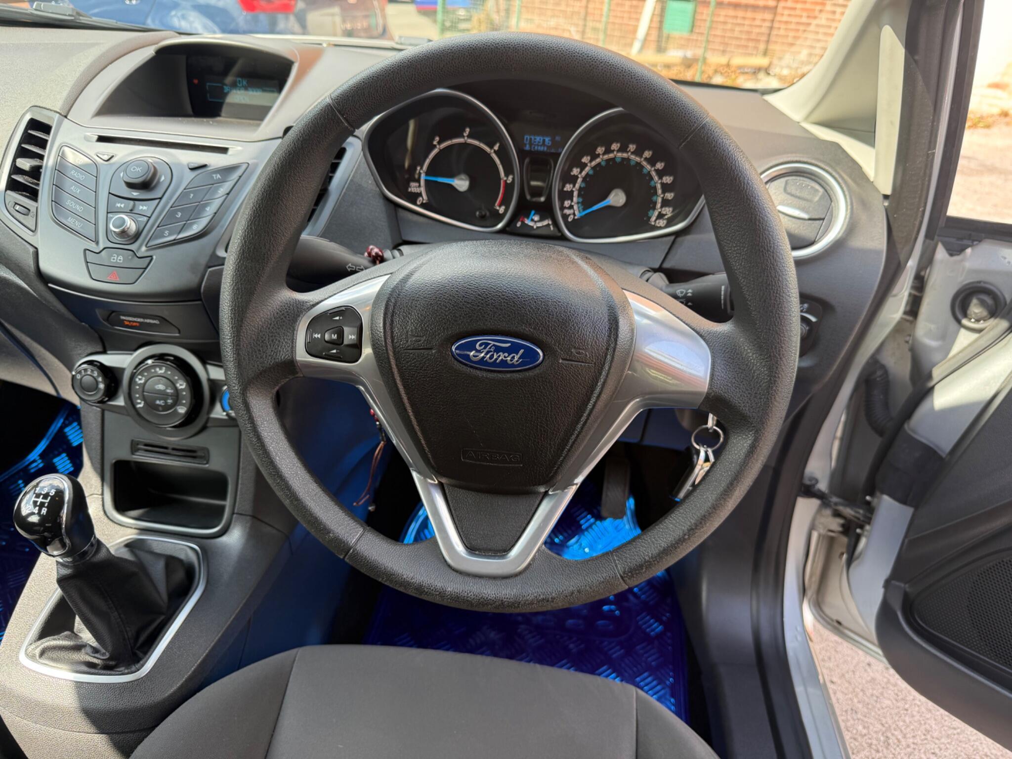 Ford Fiesta - Image 12