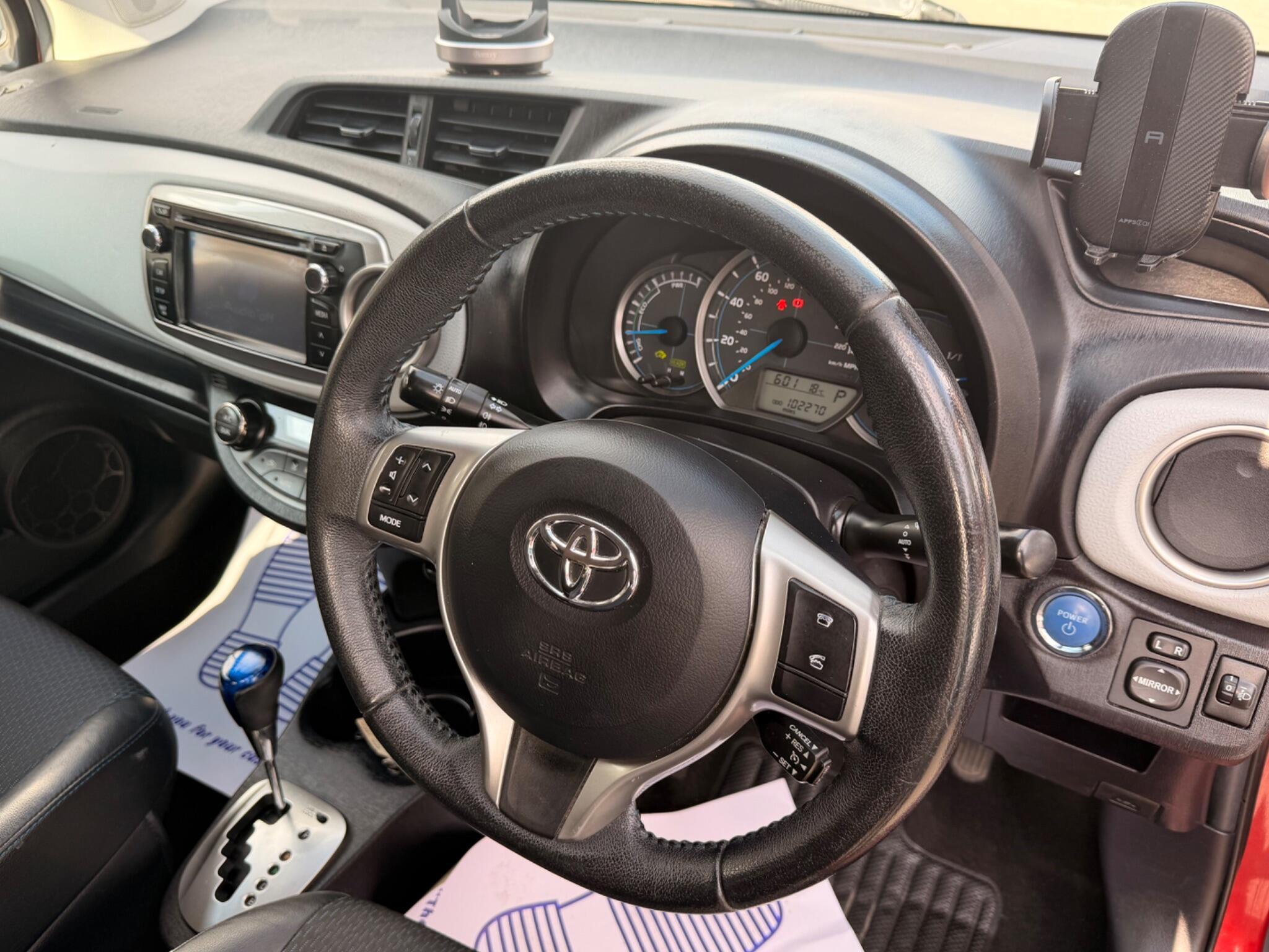 Toyota Yaris - Image 19