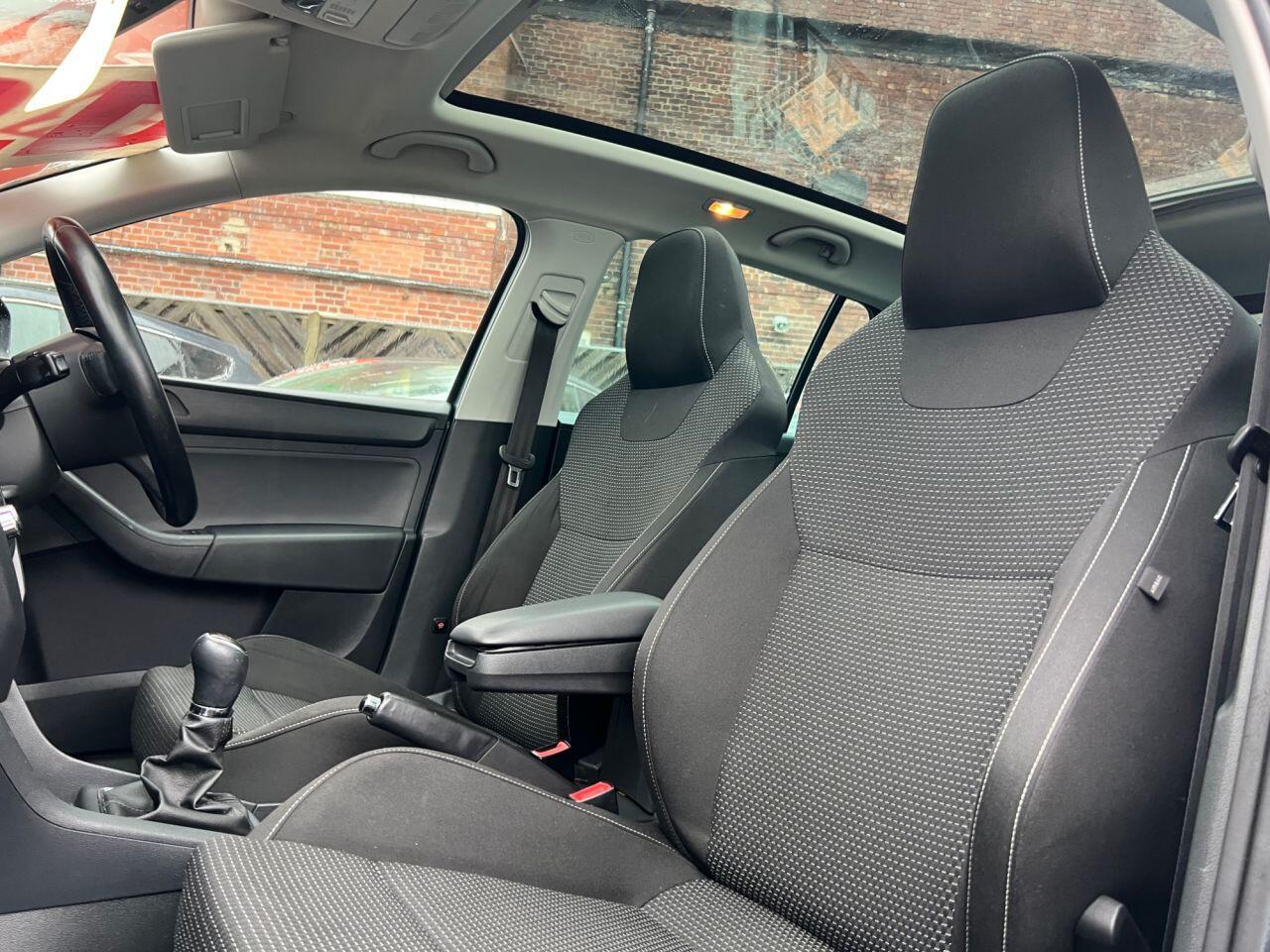 Skoda Rapid Spaceback - Image 19