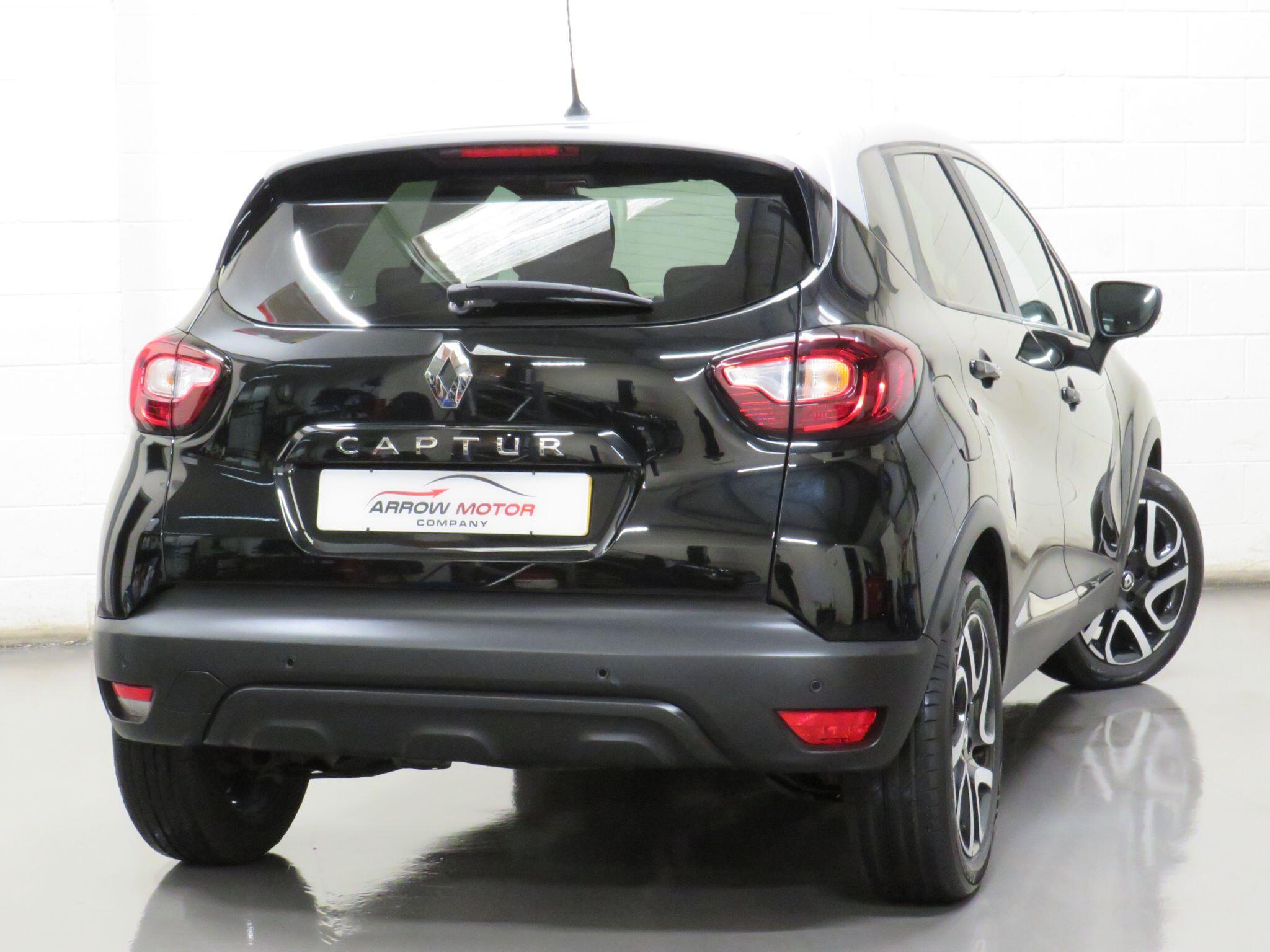 Renault Captur - Image 3