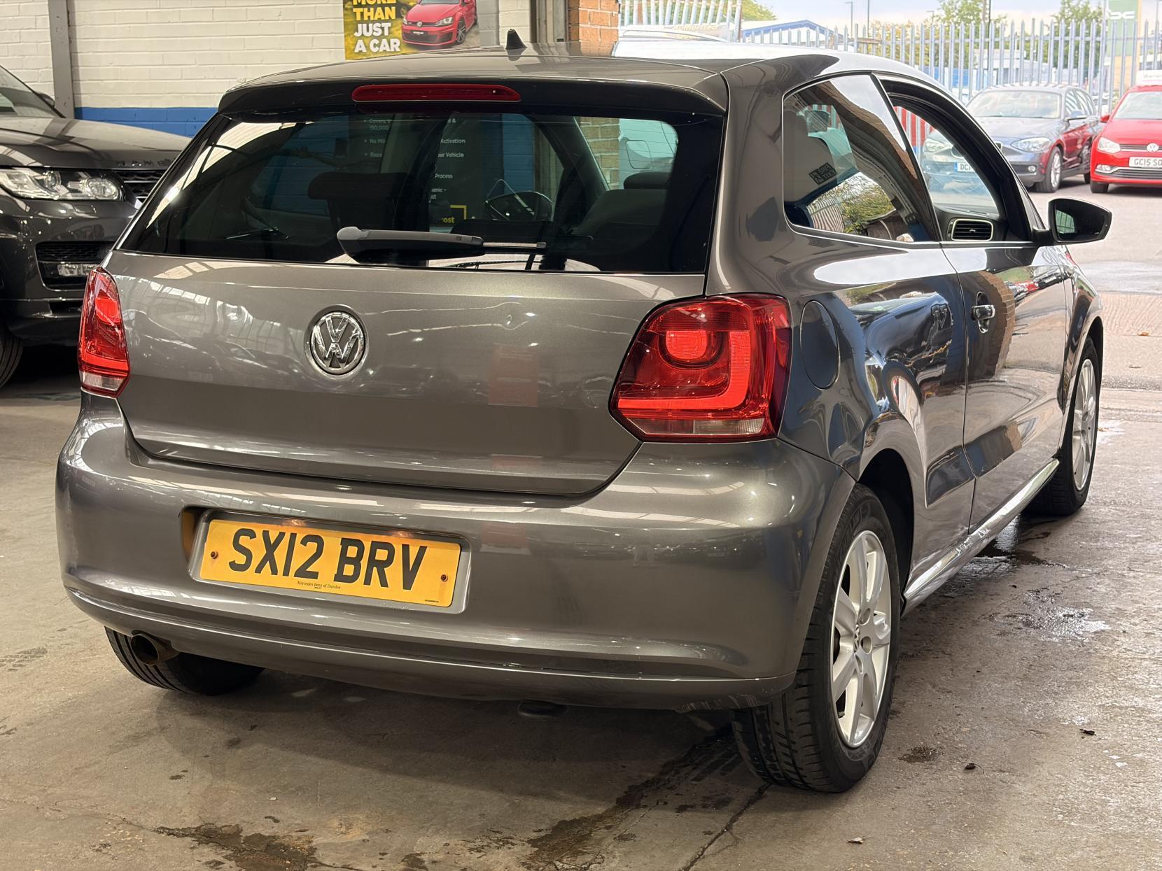 Volkswagen Polo - Image 7