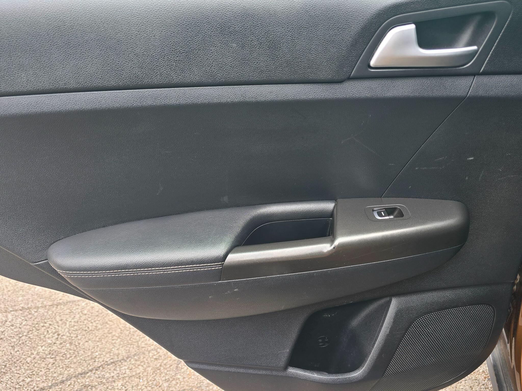 Kia Sportage - Image 41