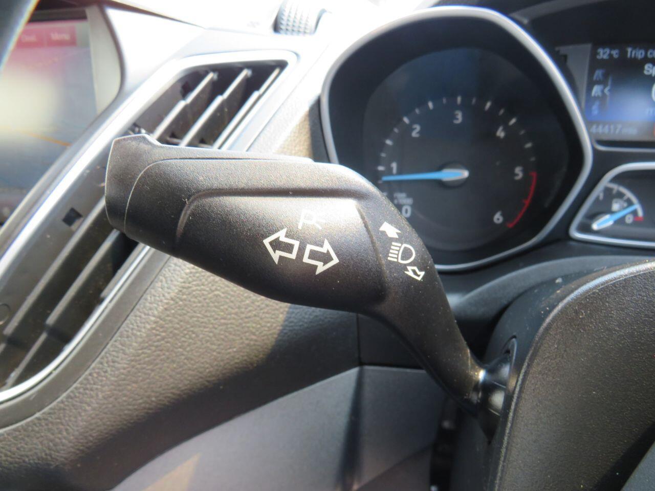Ford Grand C-MAX - Image 20