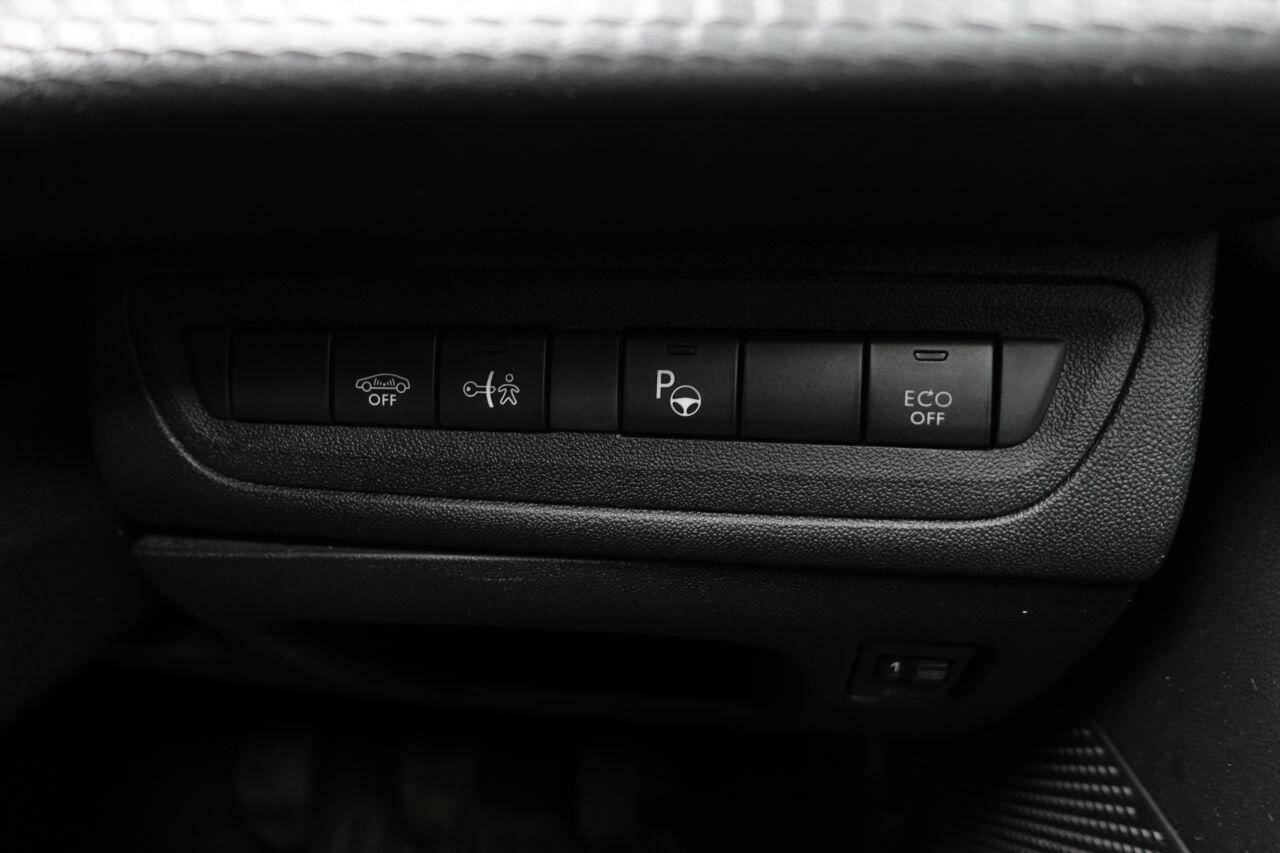 Peugeot 208 - Image 48