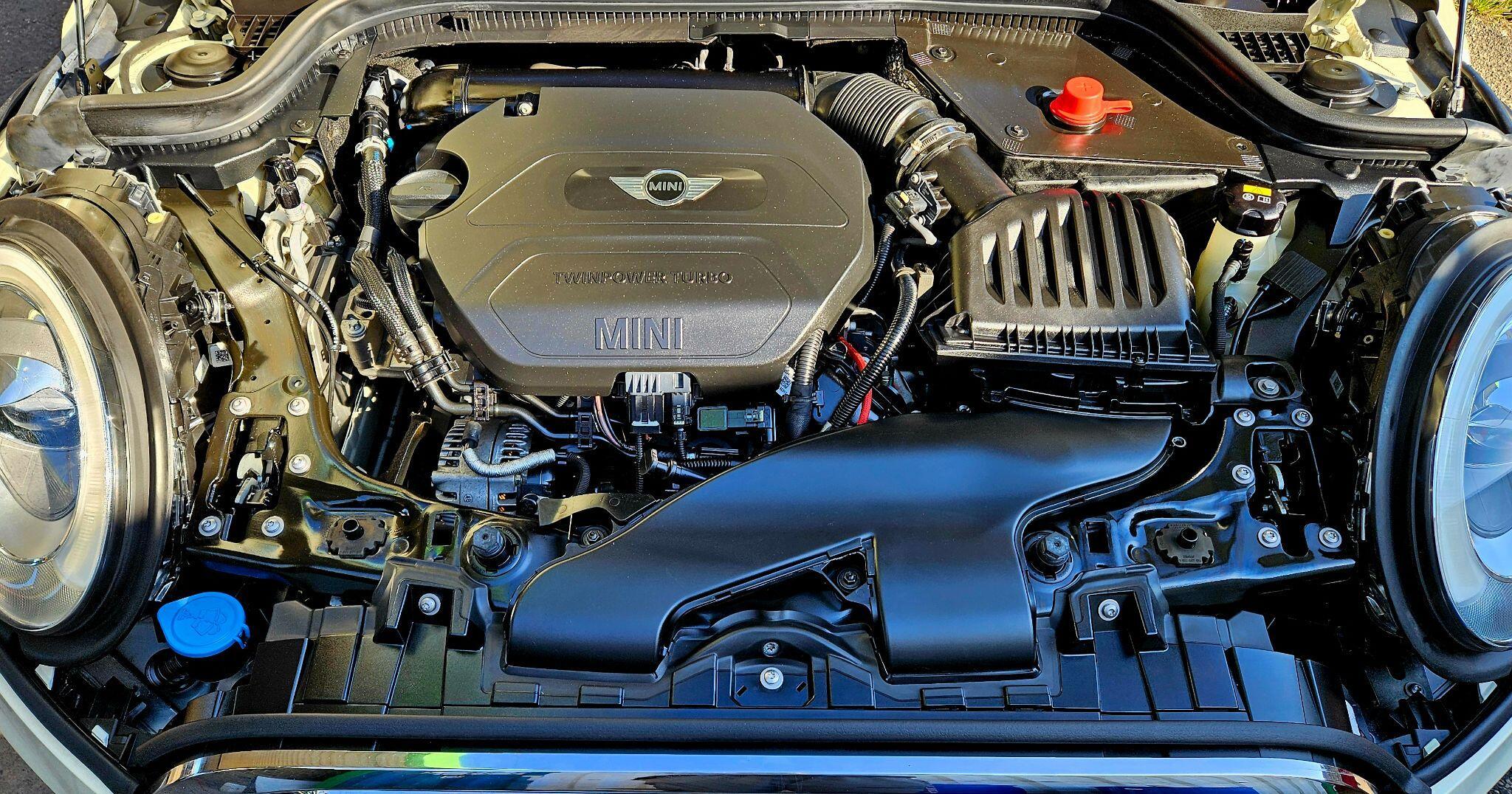 MINI Hatch - Image 5