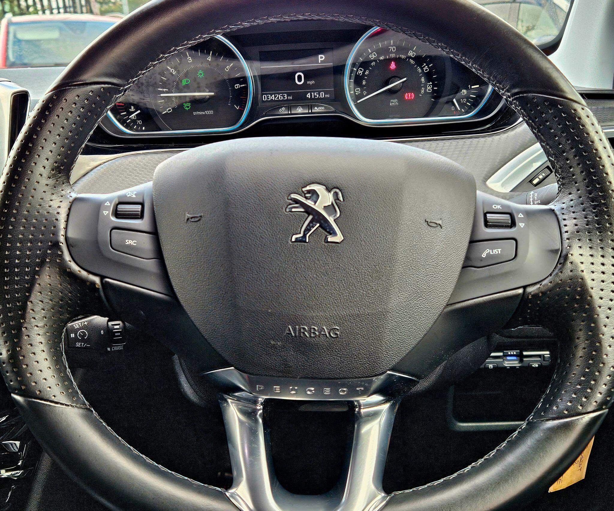 Peugeot 2008 - Image 38