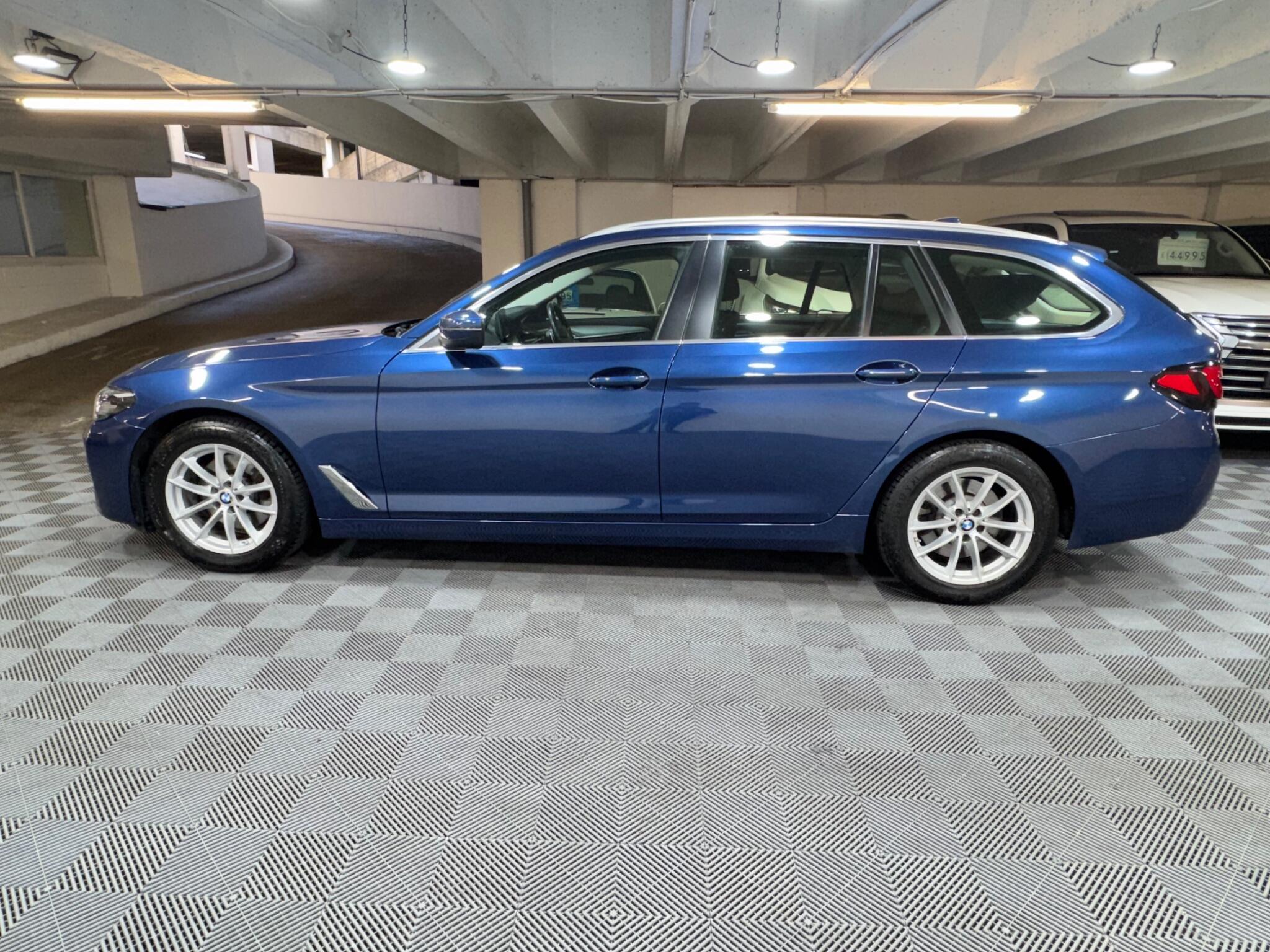 BMW 5 Series - Image 2