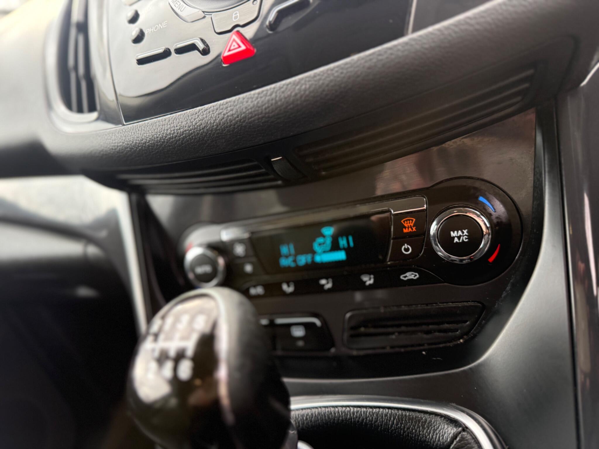 Ford Kuga - Image 51