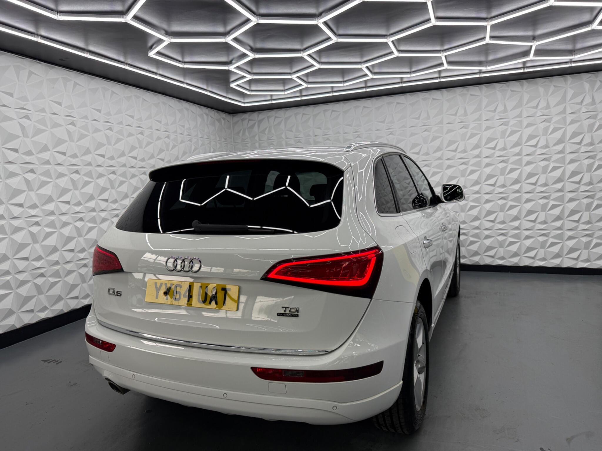 Audi Q5 - Image 14