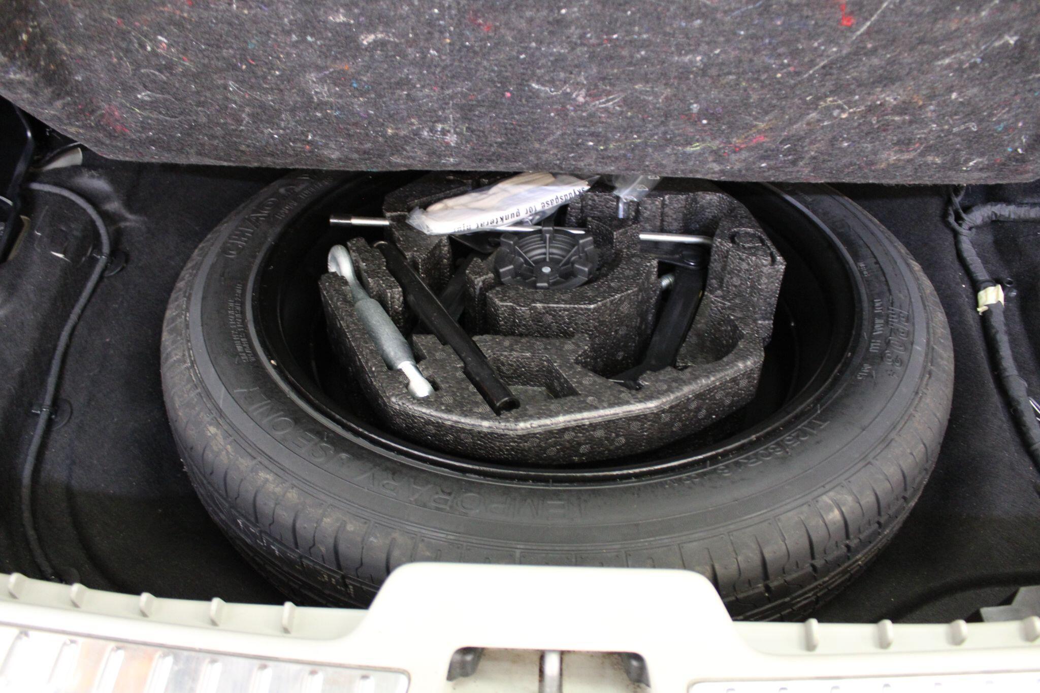 Volvo XC90 - Image 55